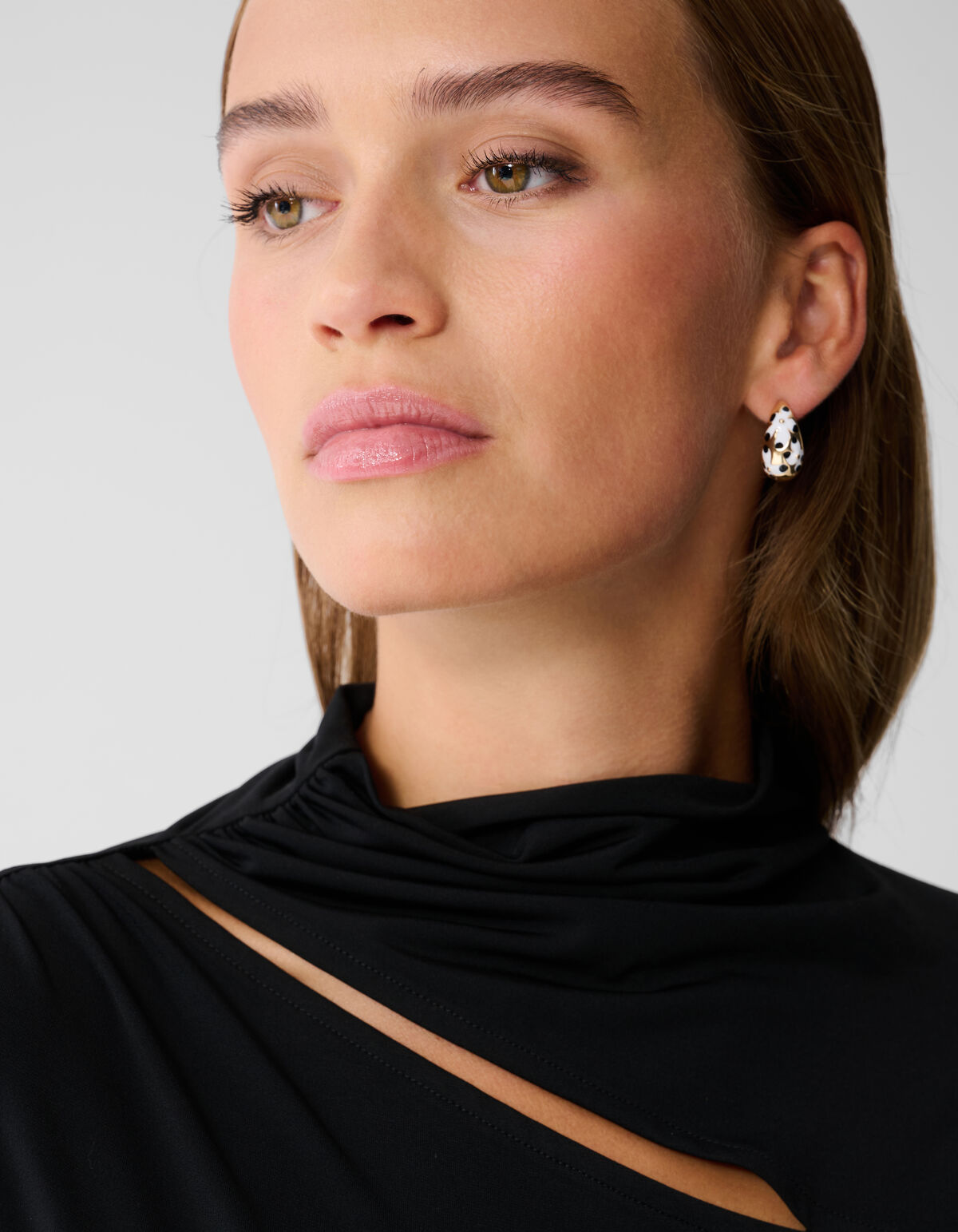 Cut Out Top Zwart SHOEBY WOMEN