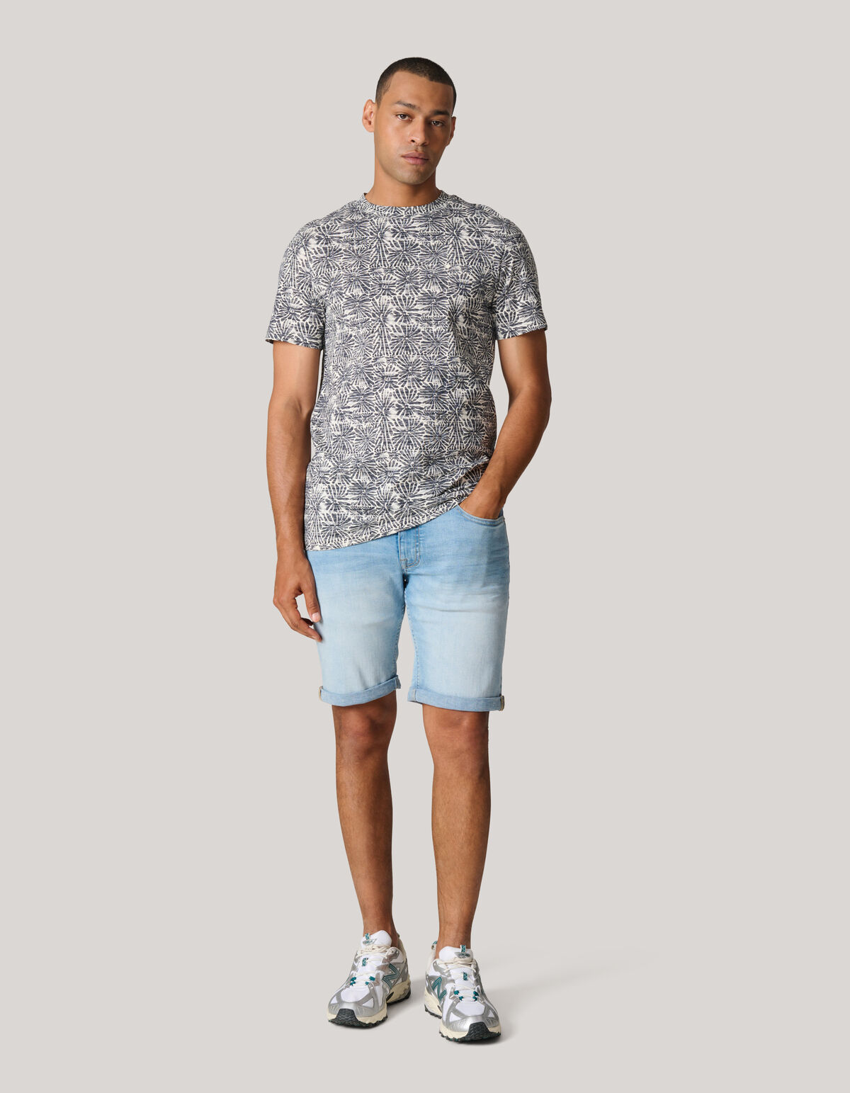 Printed Flower T-shirt Zwart SHOEBY MEN
