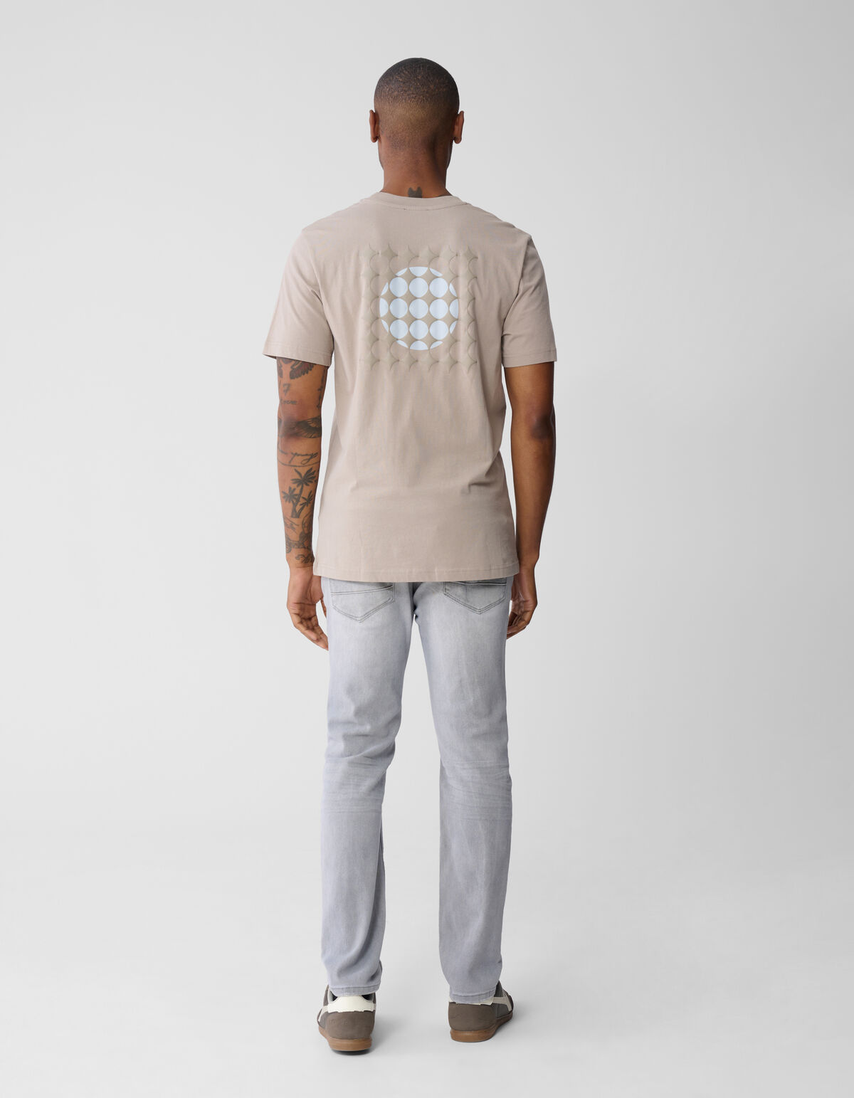 Fading Circle Artwork T-shirt Lichtbruin SHOEBY MEN