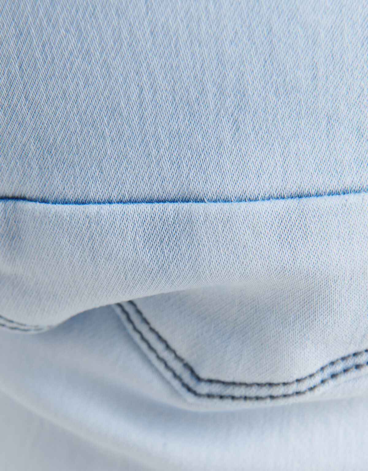 Lewis Jog Short Bleached Refill