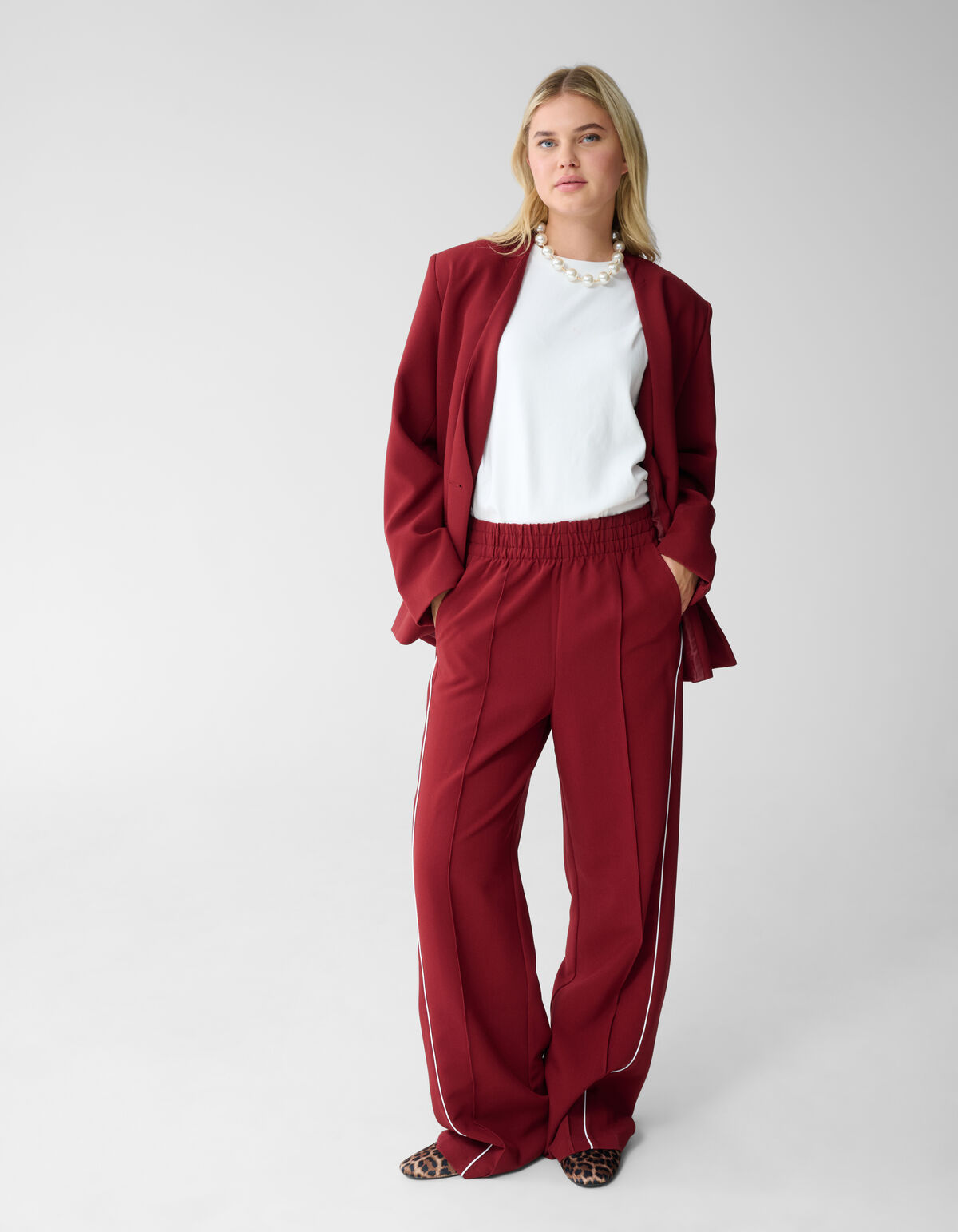 Sporty Wide Leg Broek Rood SHOEBY WOMEN