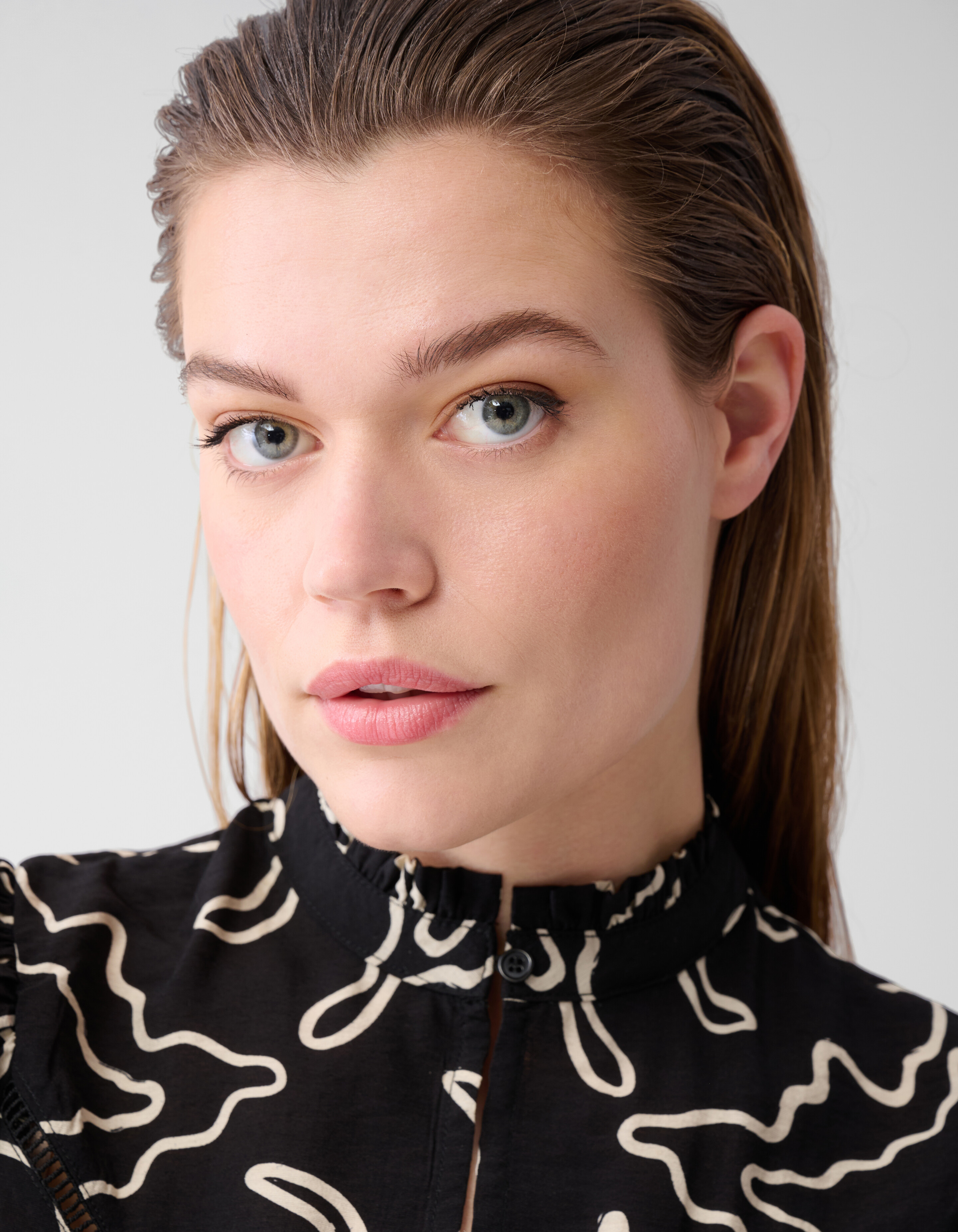 Printed Ruffle Top Zwart SHOEBY WOMEN