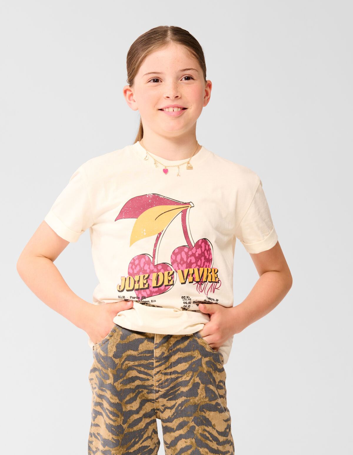 Vivre Artwork T-shirt Gebroken Wit SHOEBY GIRLS