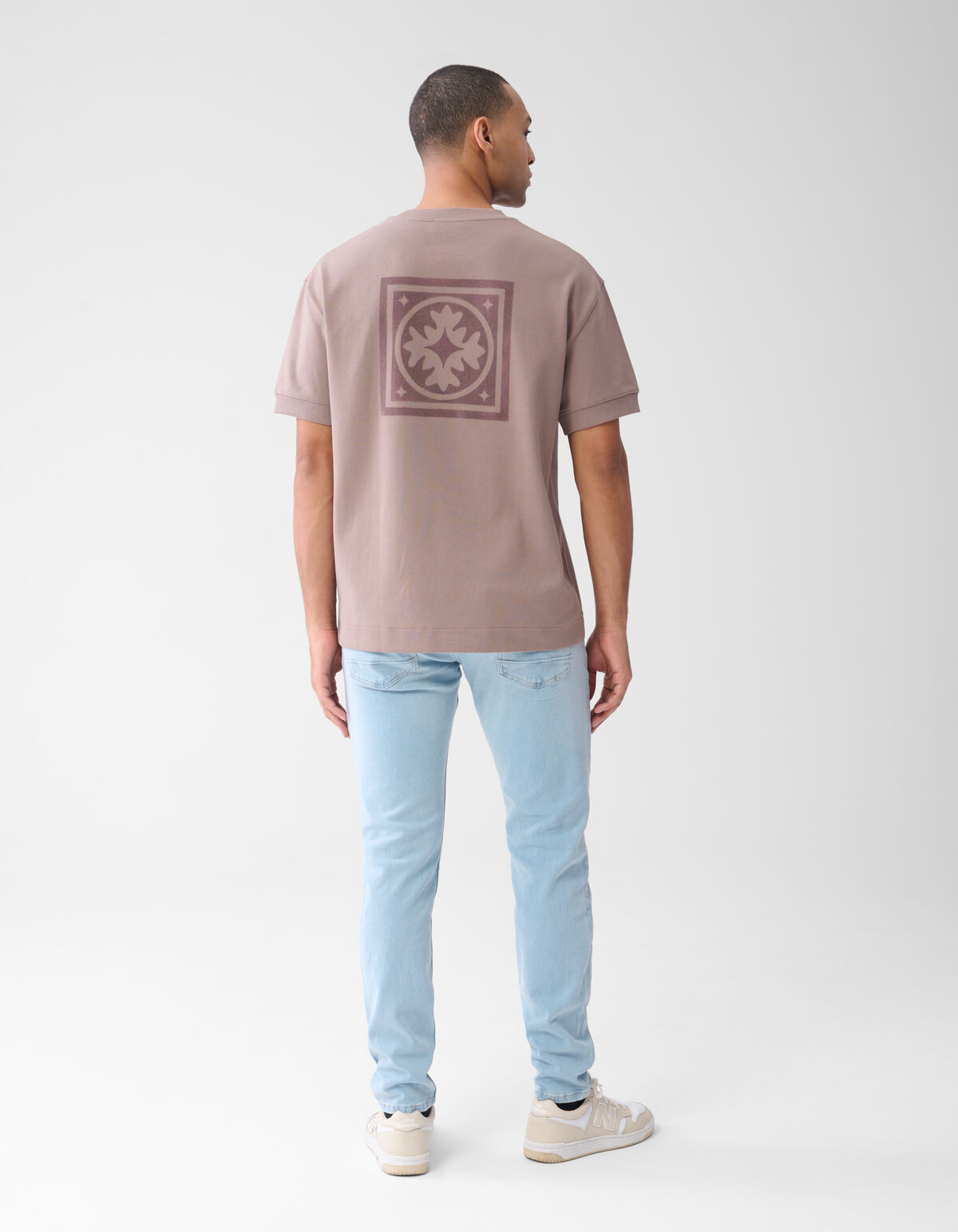 Slim Fit Jog Jeans Bleached L34 SHOEBY MEN