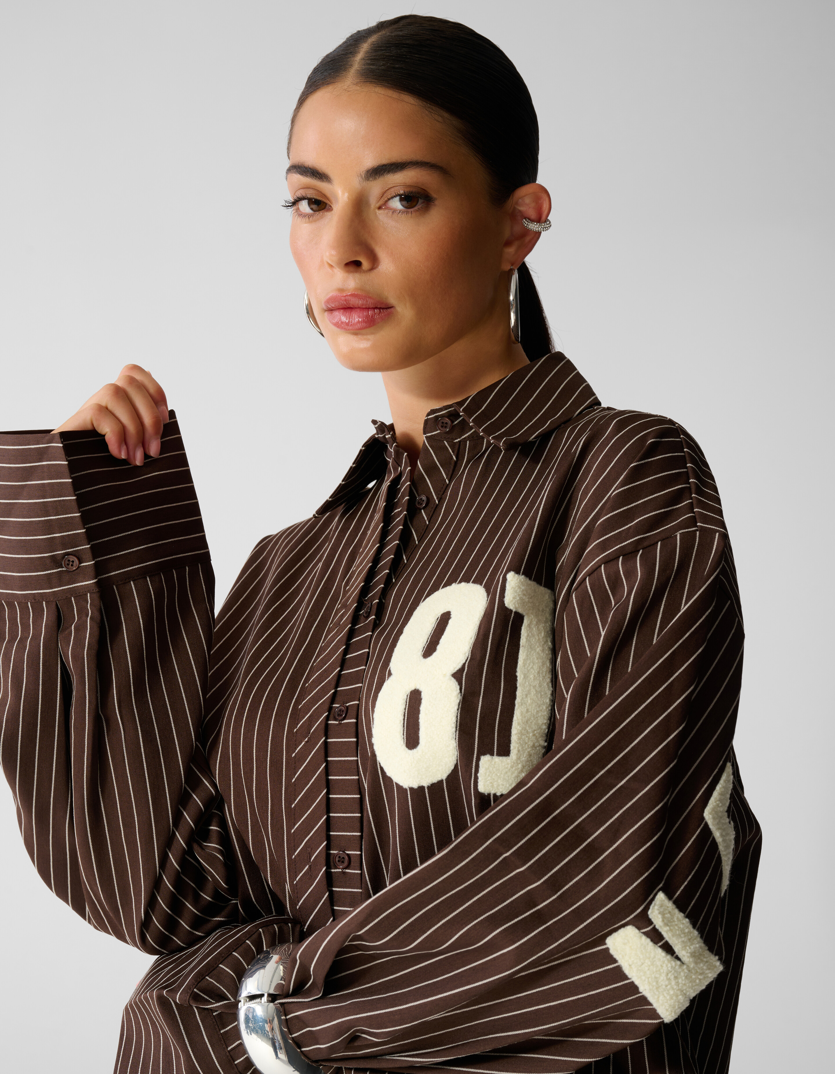 Pinstripe Oversized Fit Blouse Bruin SHOEBY WOMEN