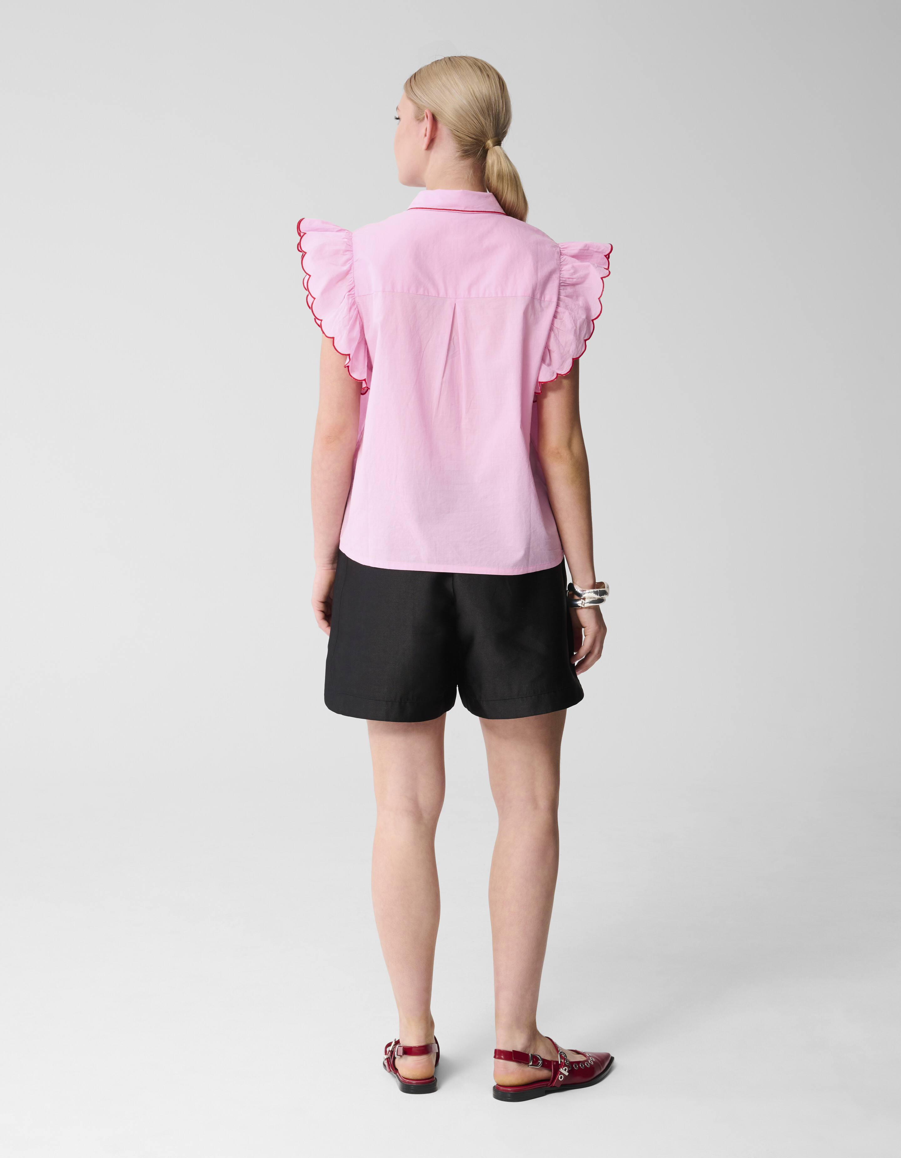 Embroidery Ruffle Top Roze SHOEBY WOMEN