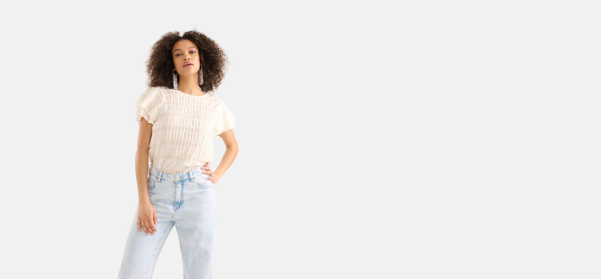 Sand Ruffle Top SHOEBY WOMEN