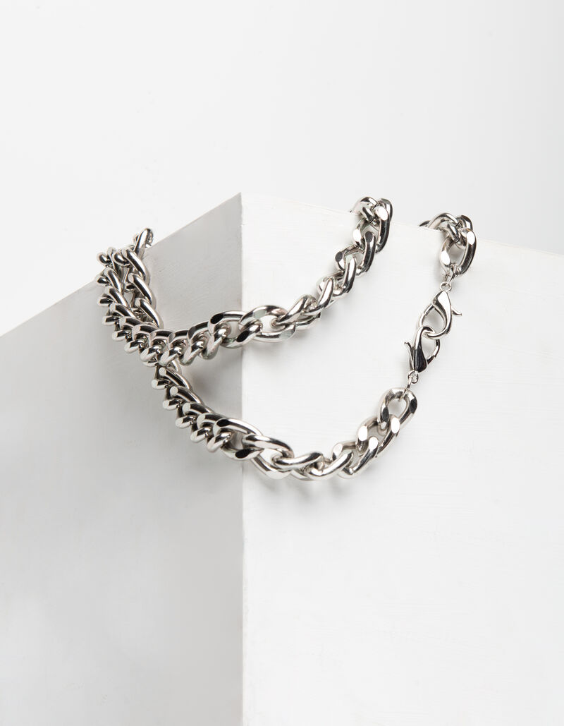 Closure Riem