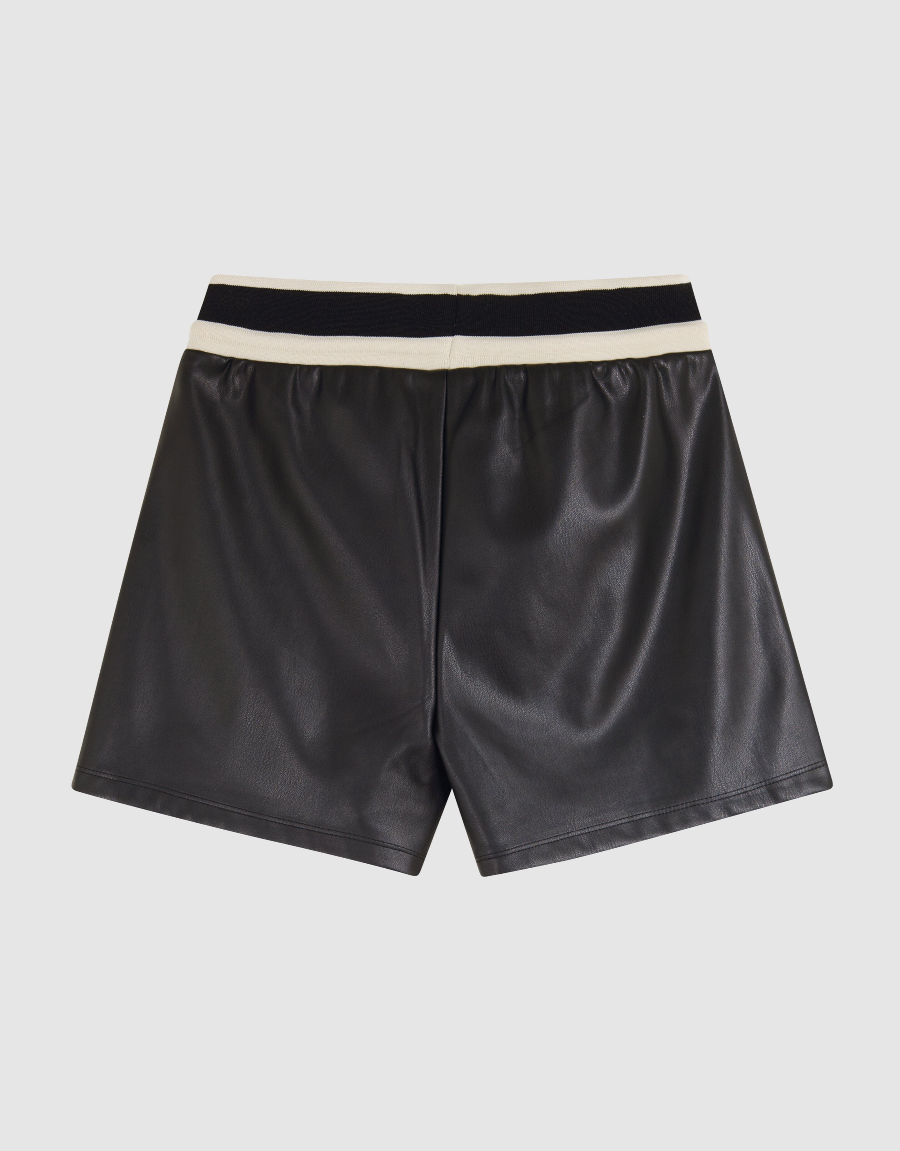 Vegan Leren Sporty Short Zwart SHOEBY GIRLS