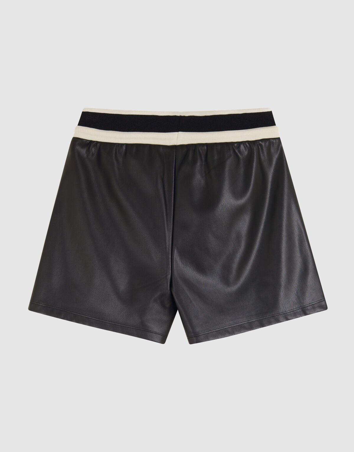 Vegan Leren Sporty Short Zwart SHOEBY GIRLS