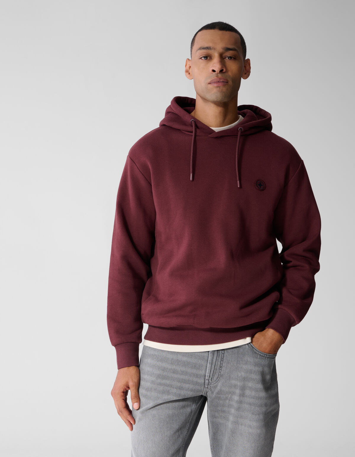 Embroidery Hoodie Donkerrood SHOEBY MEN