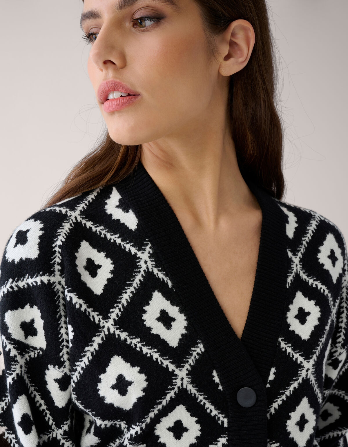 Grafisch Cropped Vest Zwart By Mieke SHOEBY WOMEN