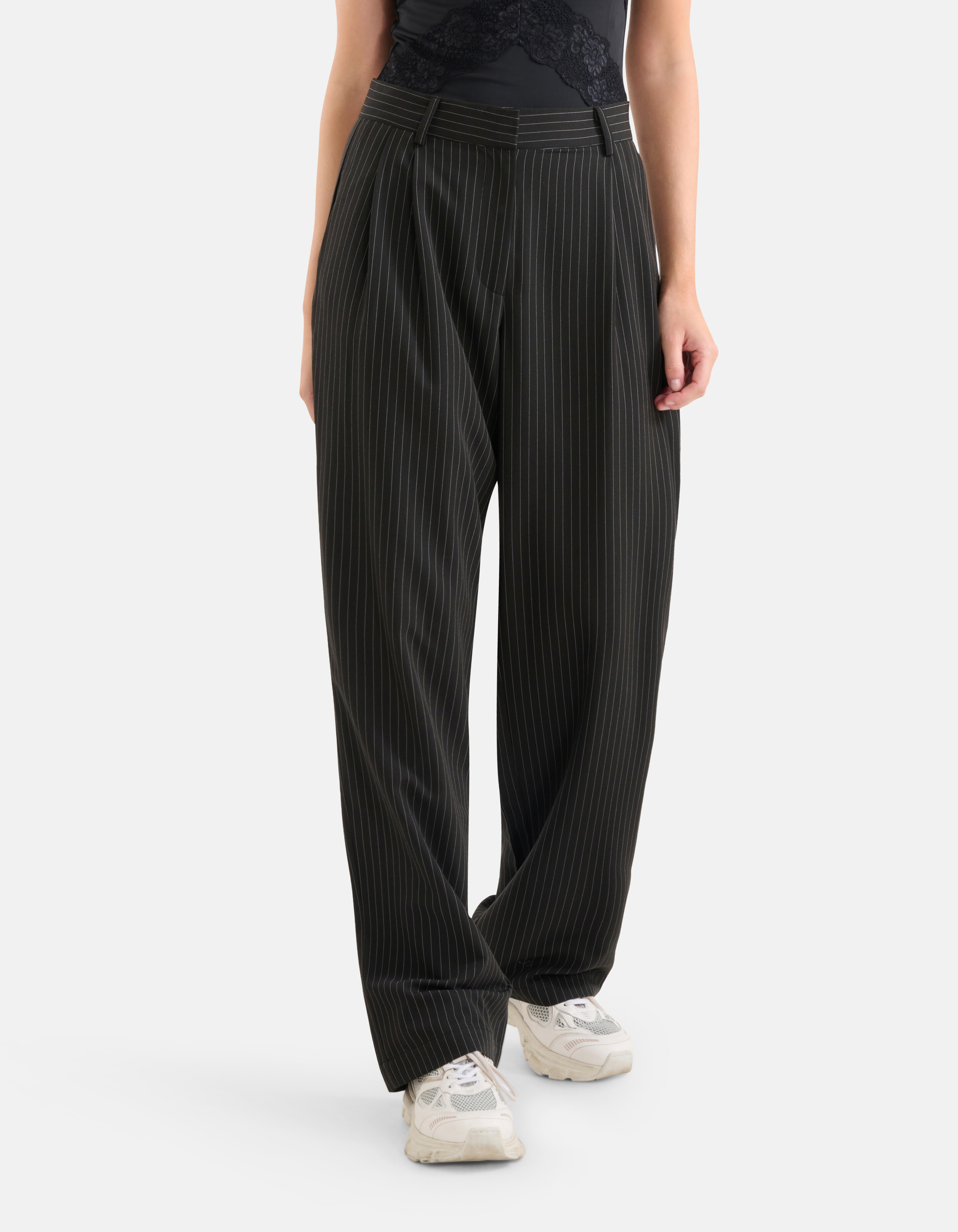 Pinstripe Wide Leg Broek Zwart SHOEBY WOMEN