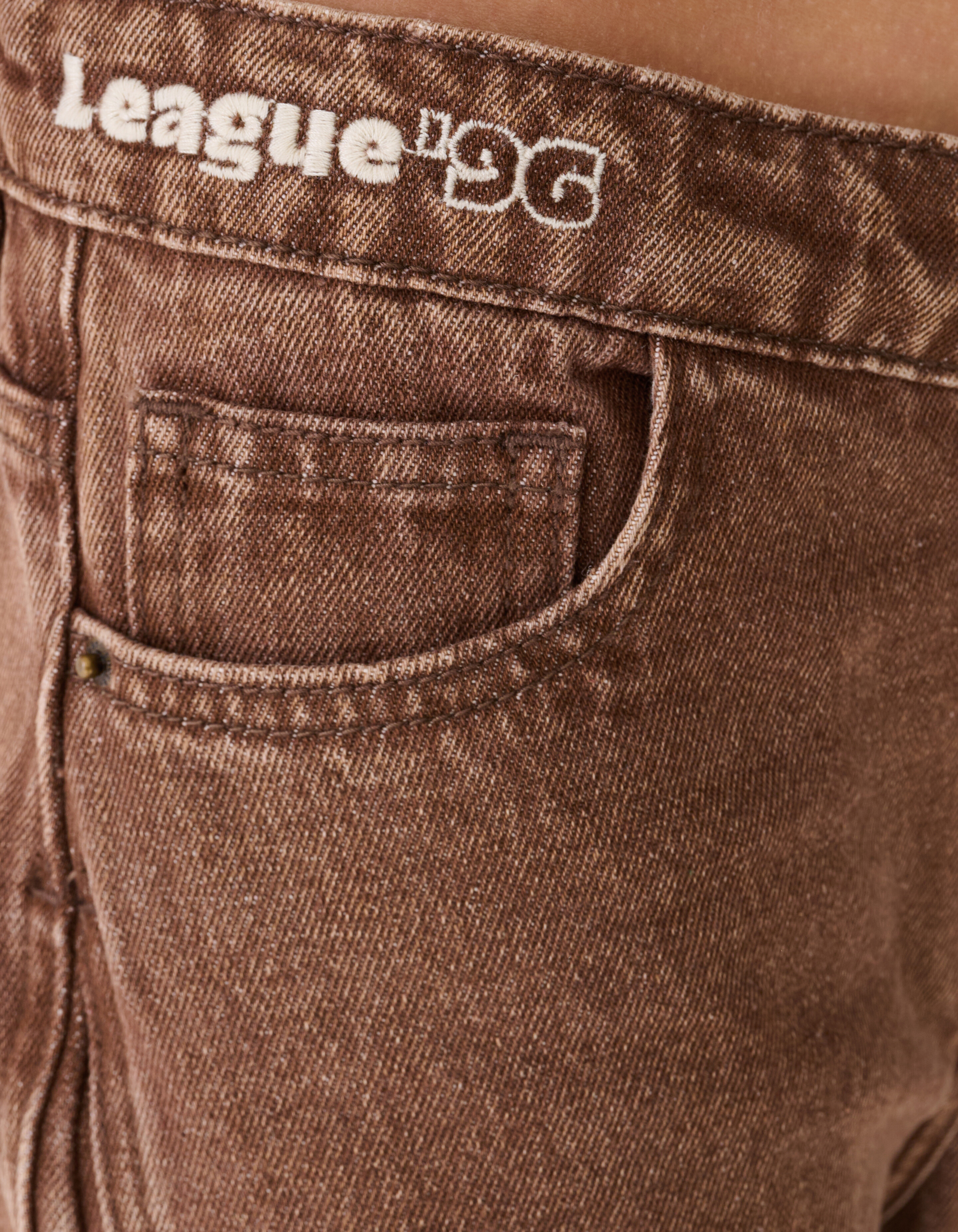 Asymmetische Barrel Fit Jeans Bruin SHOEBY GIRLS
