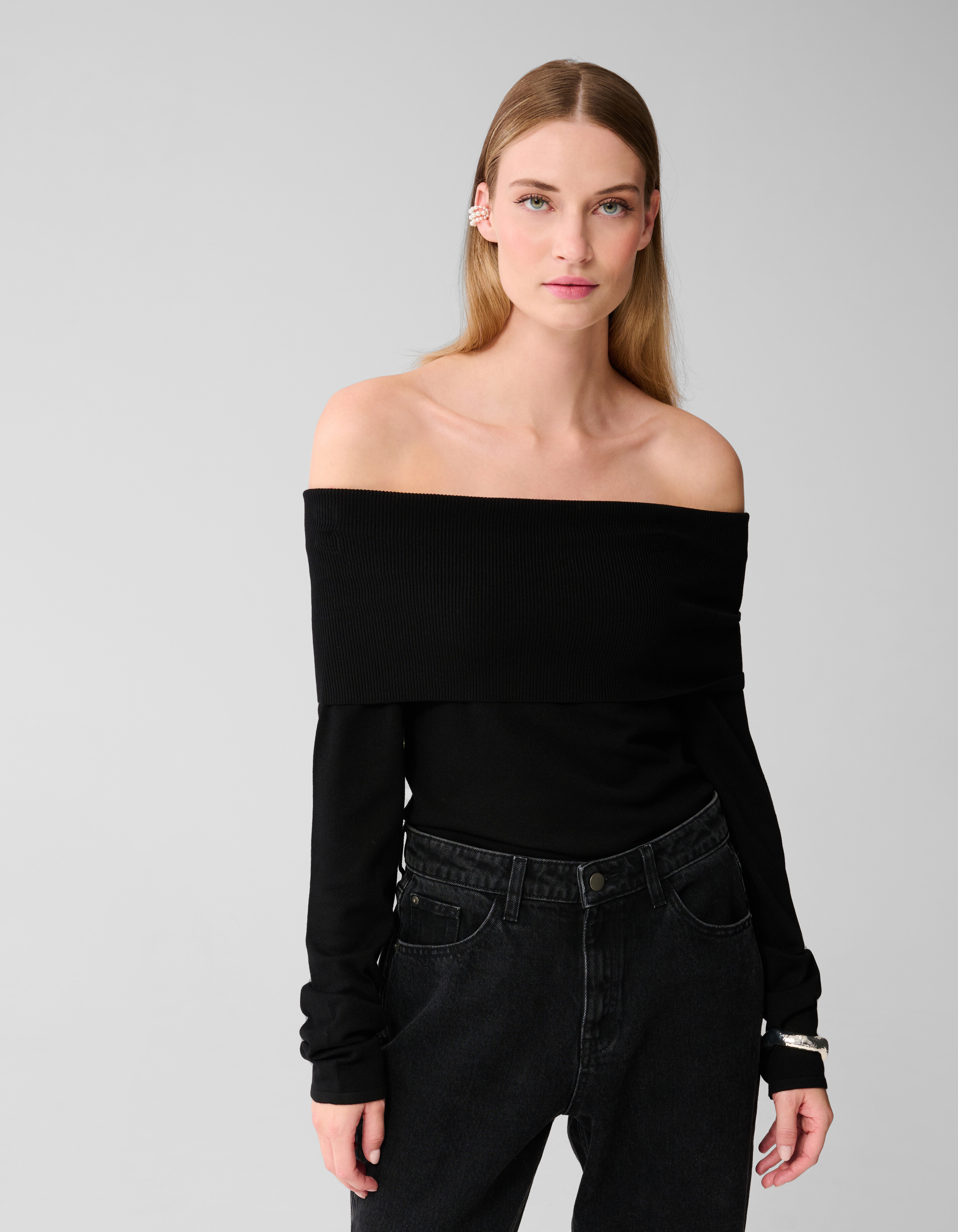 Off Shoulder Trui Zwart SHOEBY WOMEN