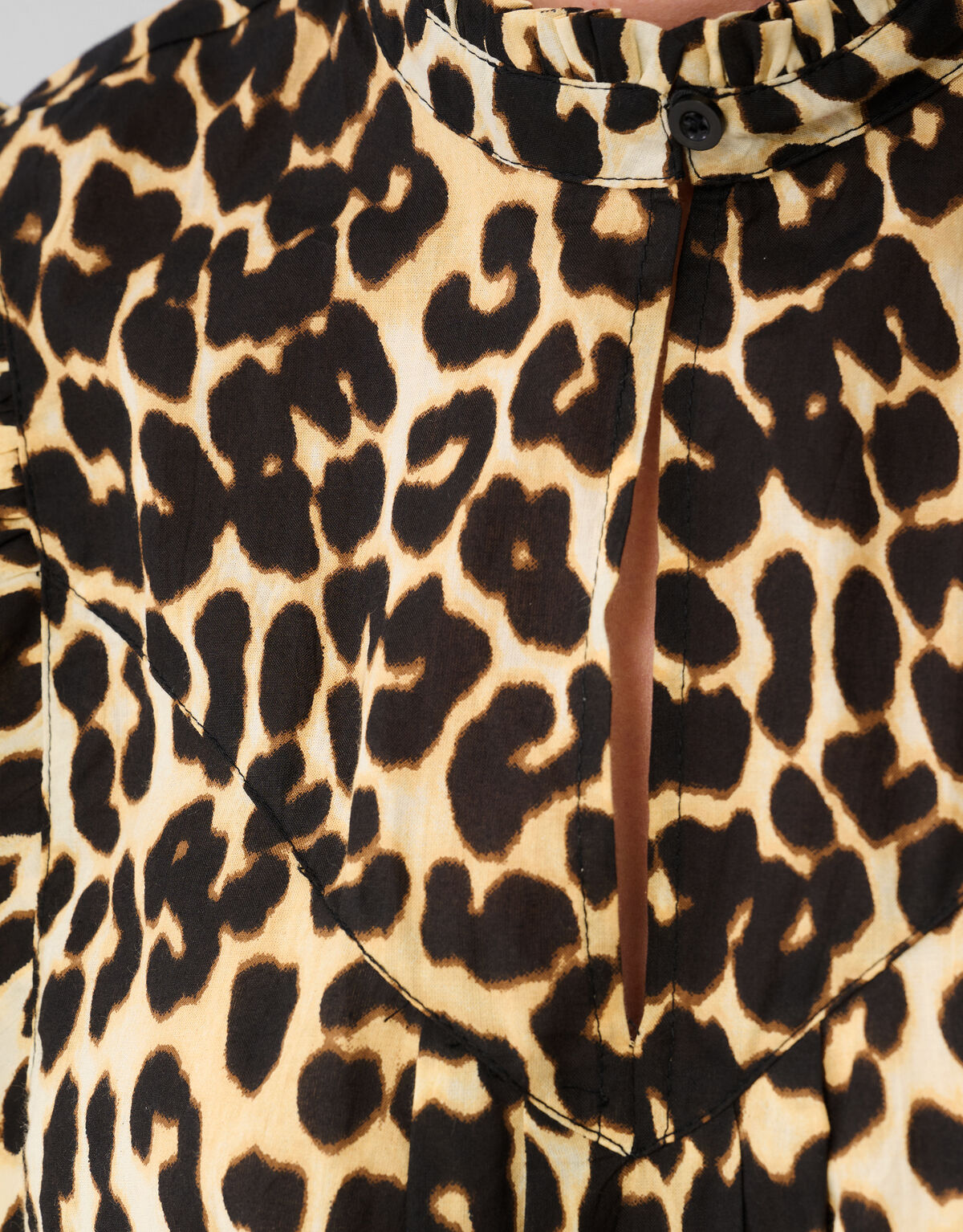 Leopard Ruffle Top Bruin SHOEBY WOMEN