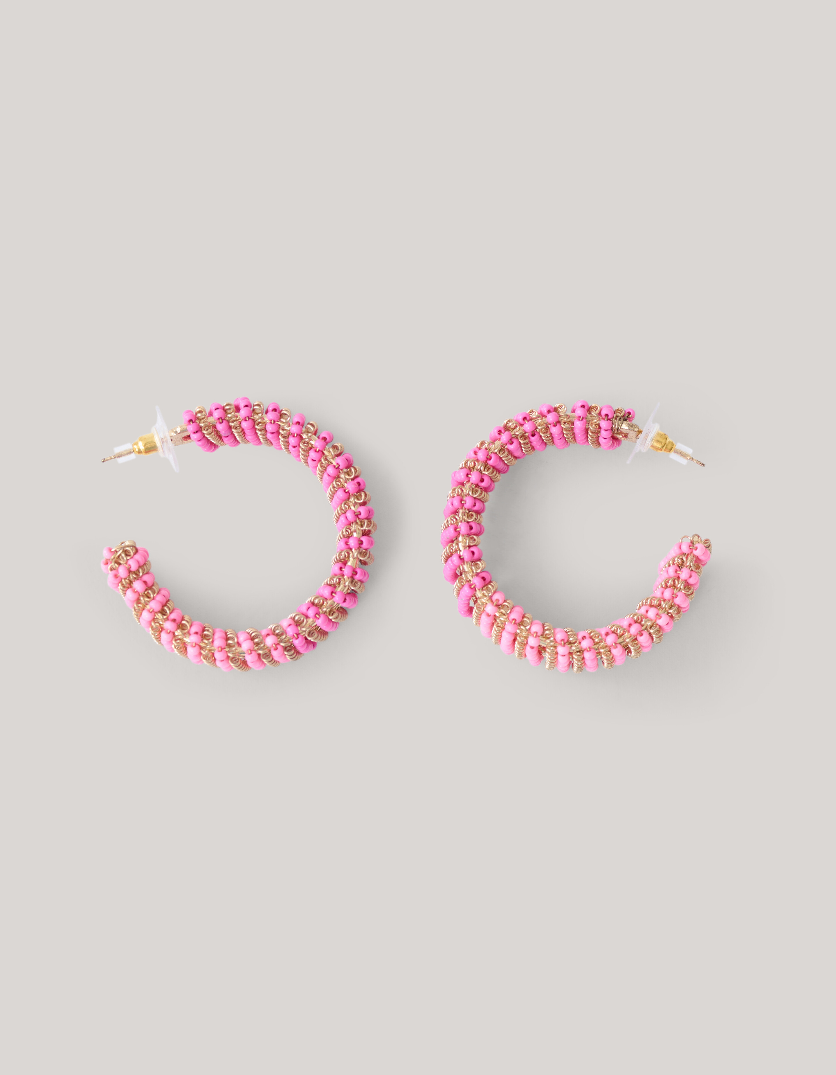 Beaded Hoop Oorbellen Roze SHOEBY ACCESSOIRES