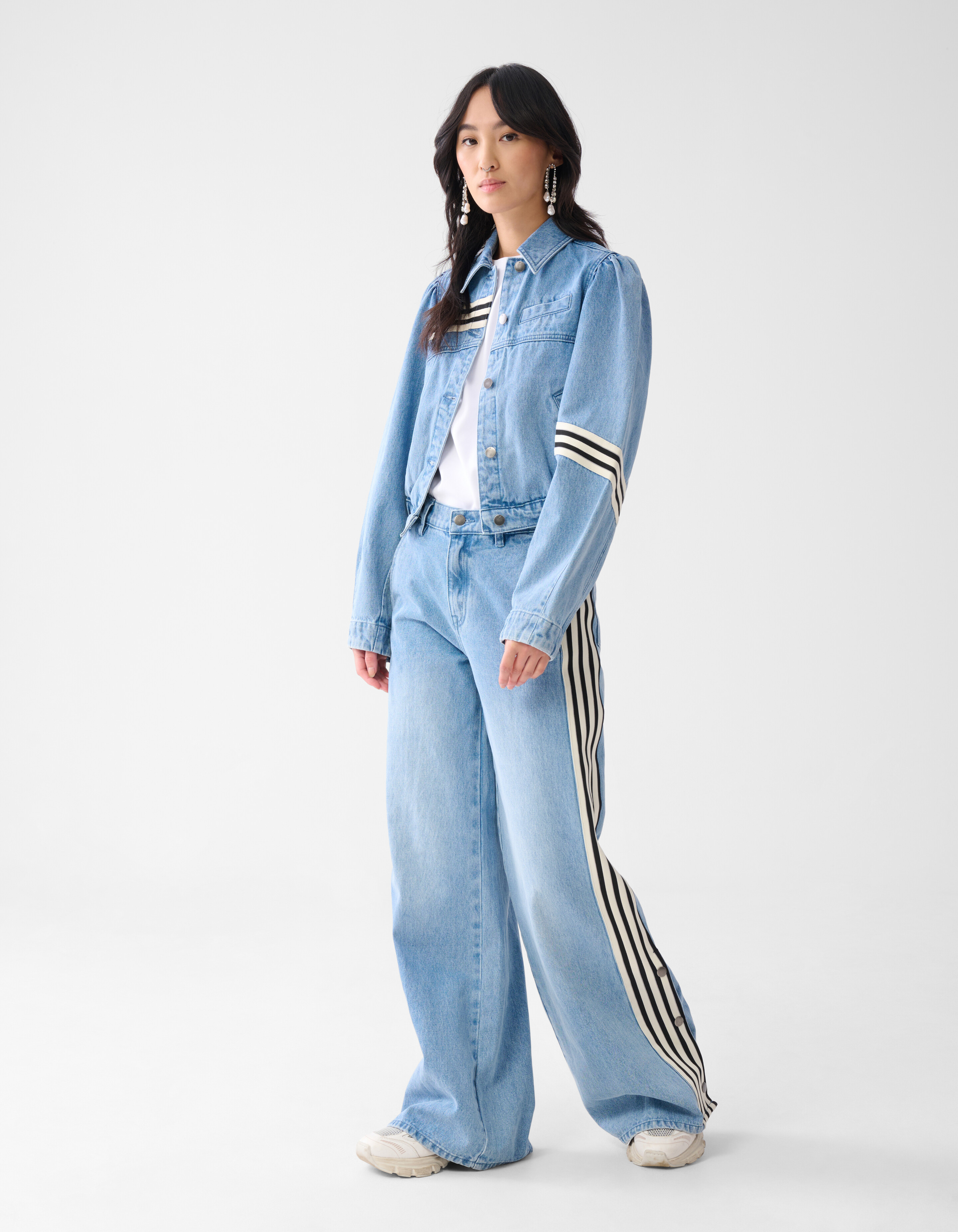 Sporty Tape Wide Leg Fit Jeans Blauw SHOEBY WOMEN