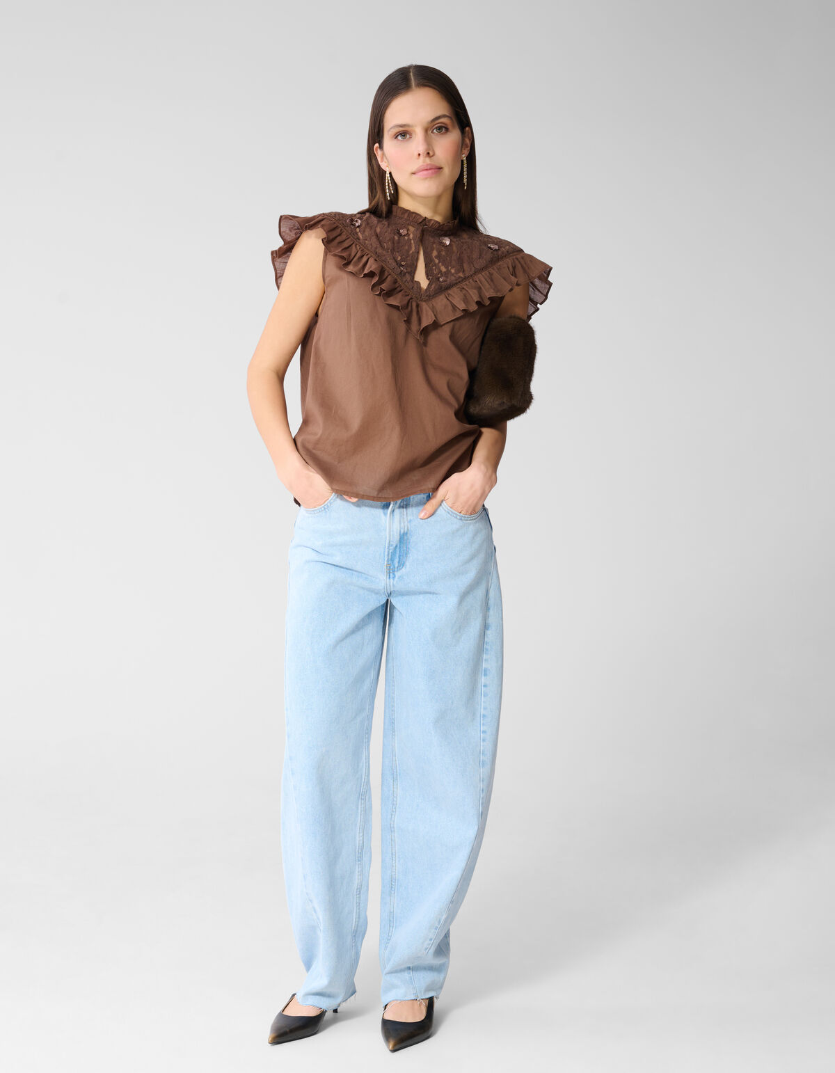 Ruffle Lace Top Bruin SHOEBY WOMEN