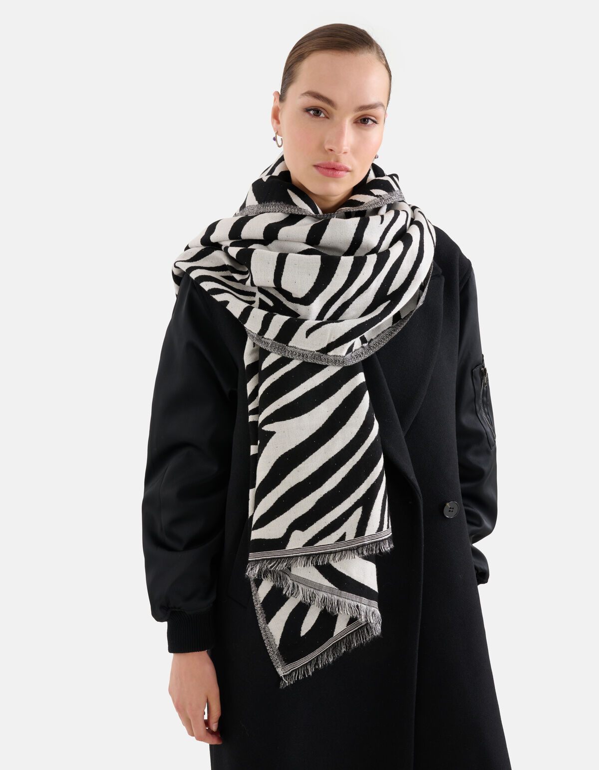 Zebra Jacquard Sjaal Zwart/Wit SHOEBY ACCESSOIRES