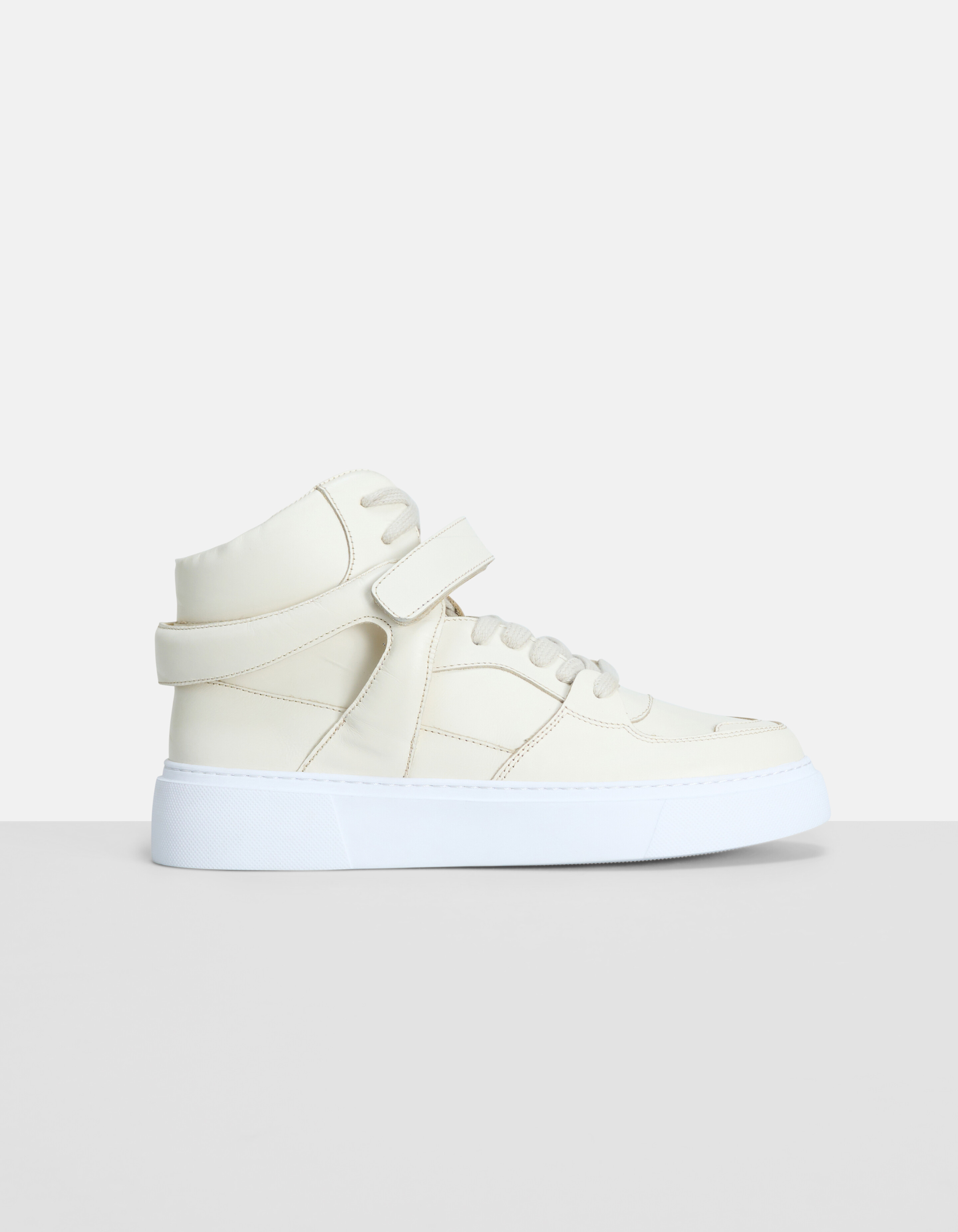 Hoge Leren Sneaker Beige SHOEBY SHOES