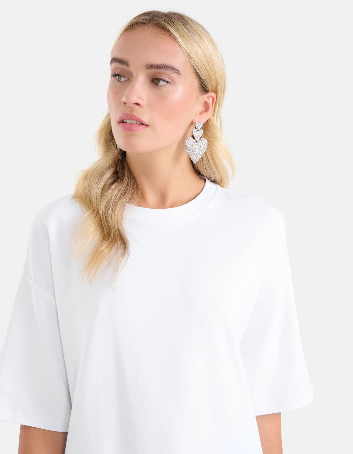 Oversized T-shirt Wit By Monica SHOEBY WOMEN