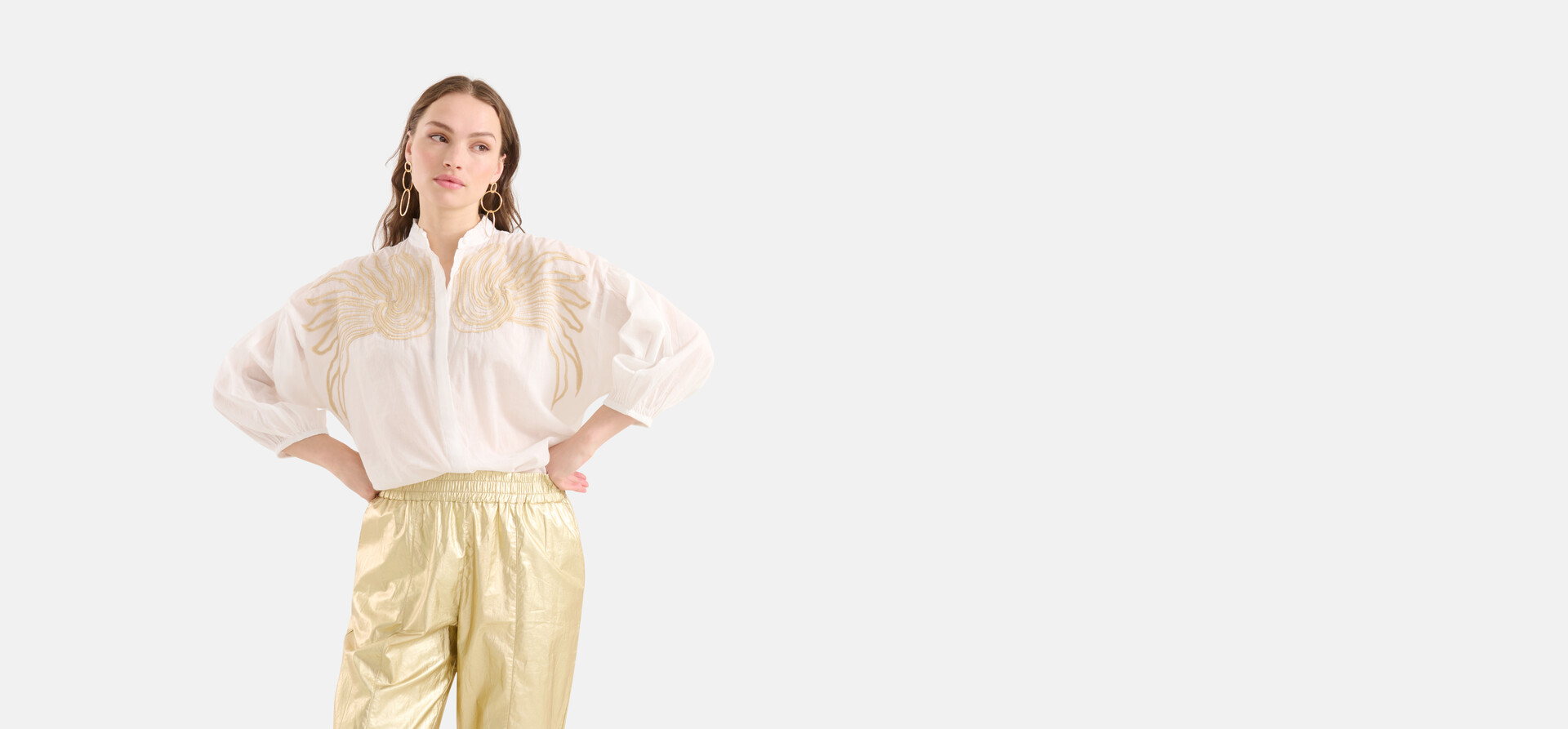 Embroidery Blouse Wit SHOEBY WOMEN