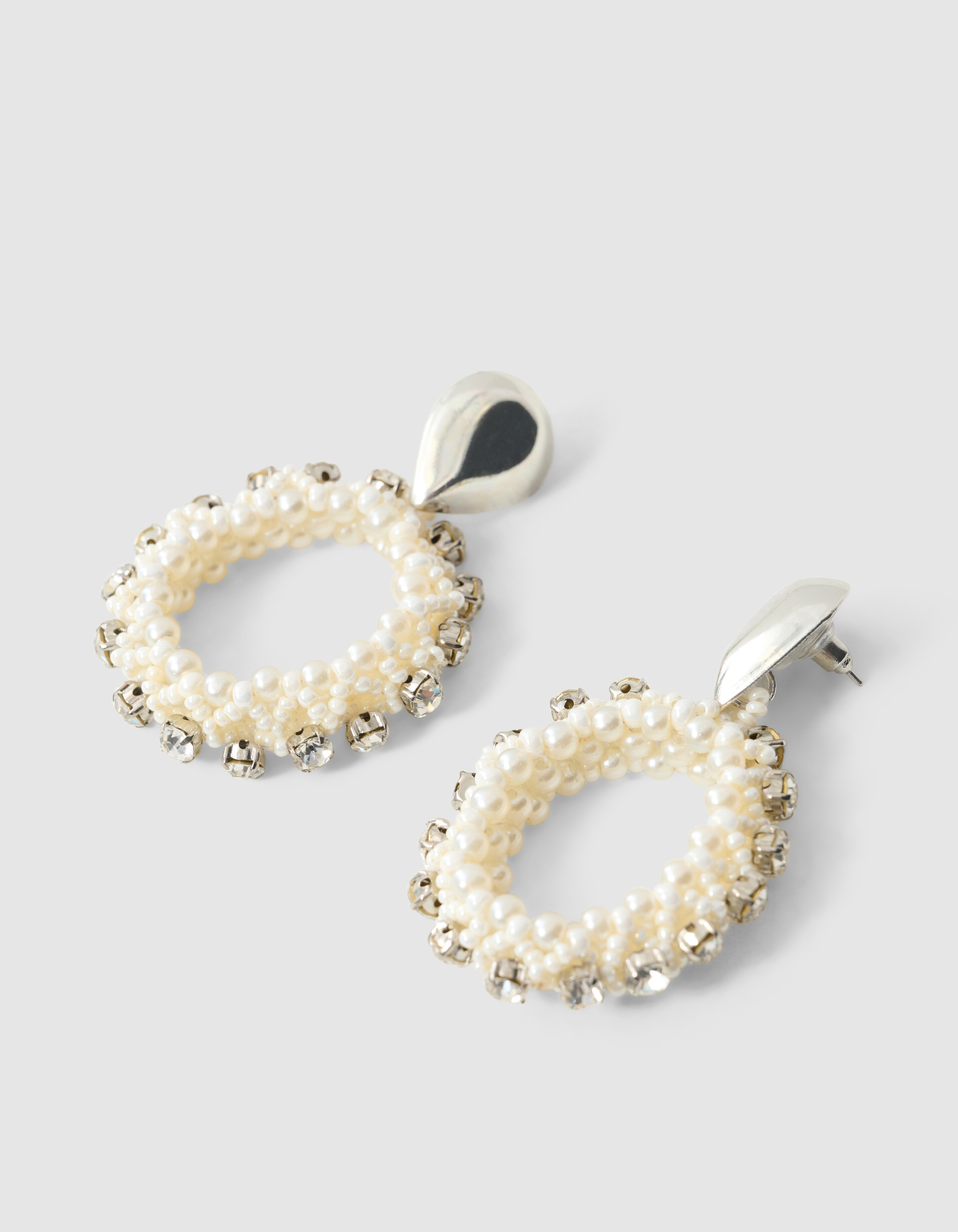 Beaded Oval Oorbellen Gebroken Wit SHOEBY ACCESSOIRES