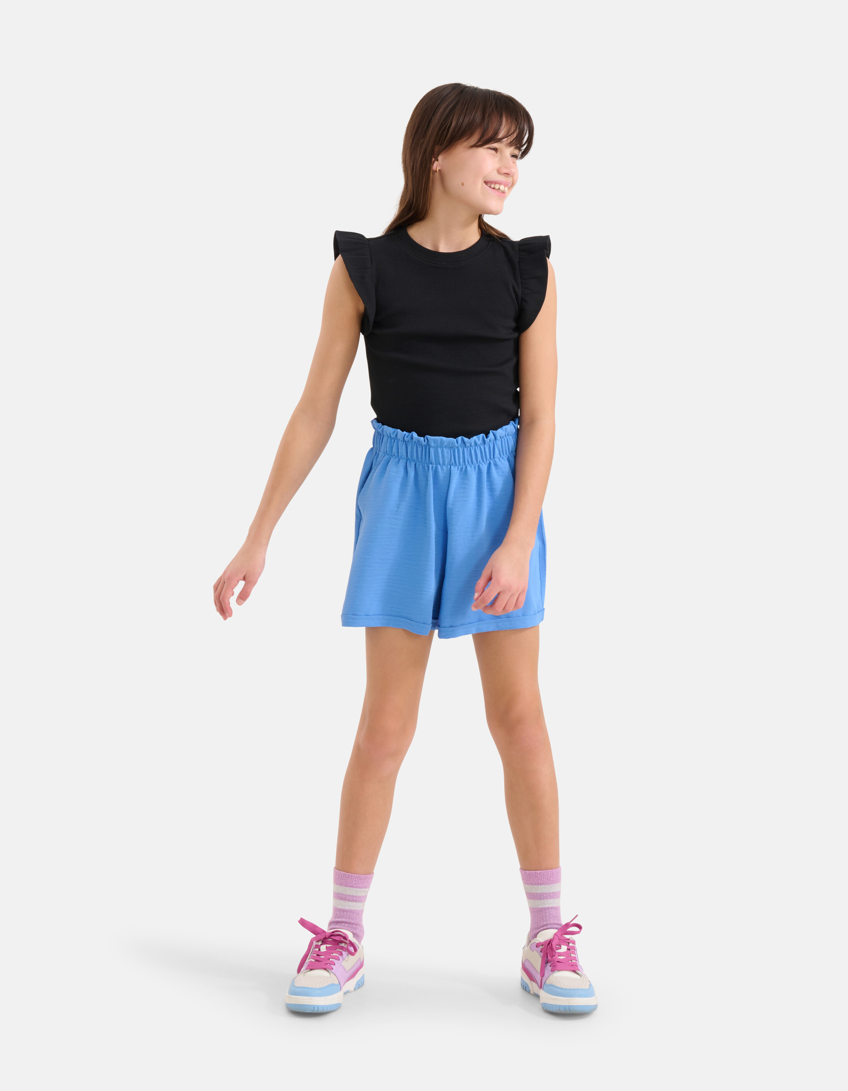Ruffle Rib Top Zwart SHOEBY GIRLS