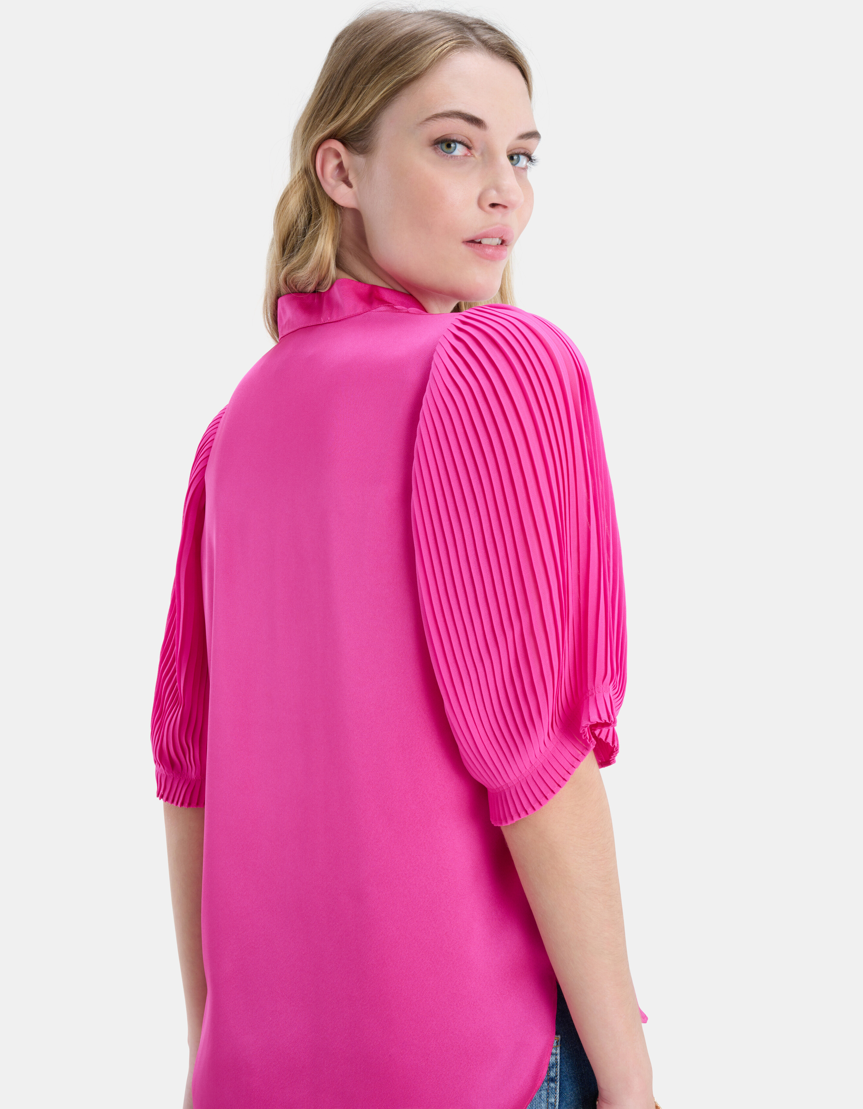 Pleated Blouse By Fred EKSEPT