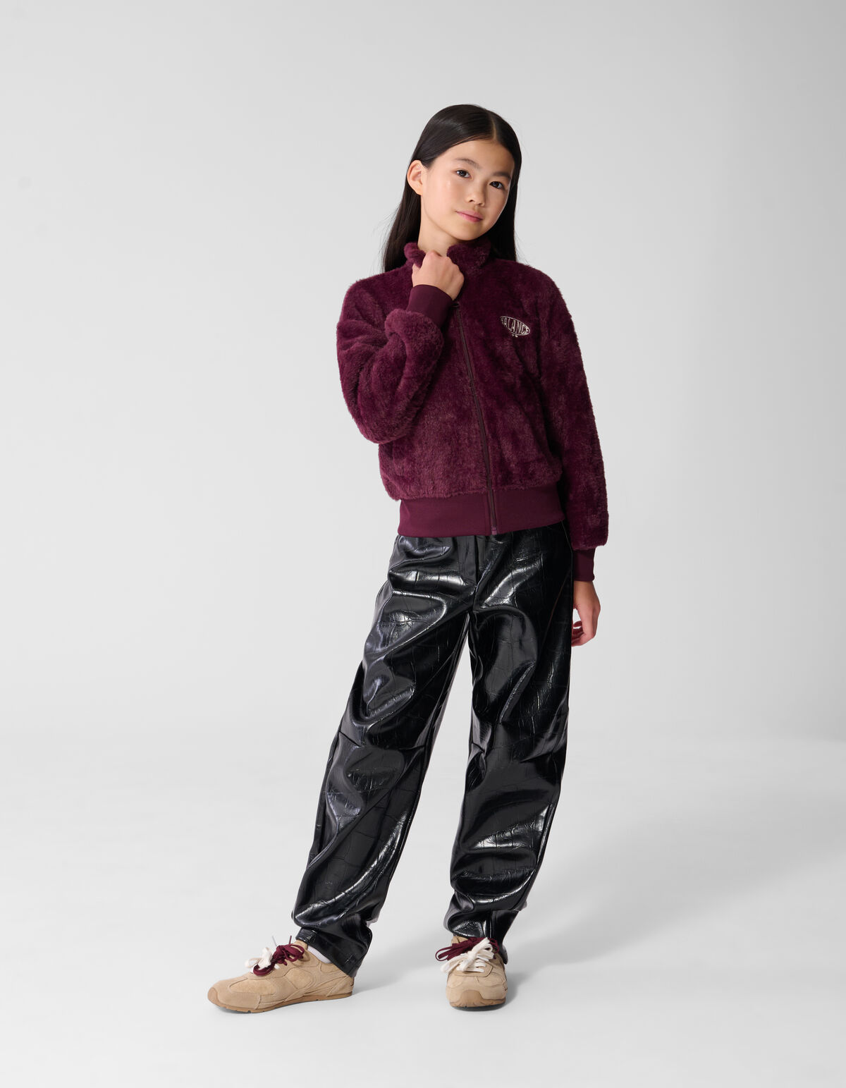 Fluffy Sporty Vest Donkerrood SHOEBY GIRLS