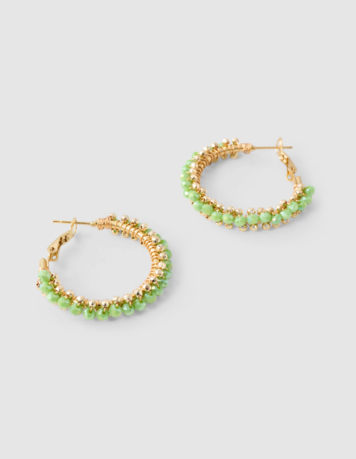 Beaded Hoop Oorbellen Groen SHOEBY ACCESSOIRES
