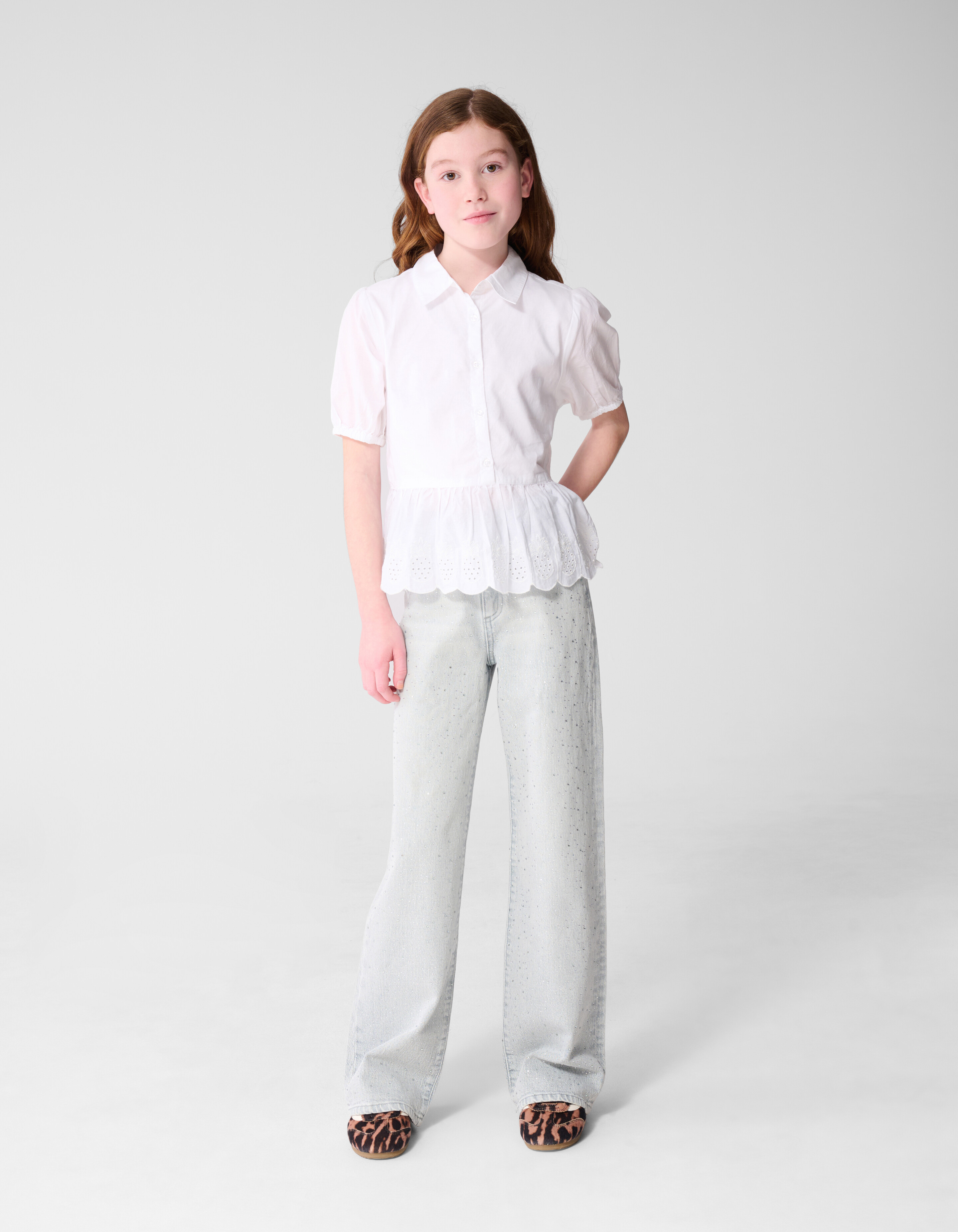 Embroidery Ruffle Blouse Wit SHOEBY GIRLS