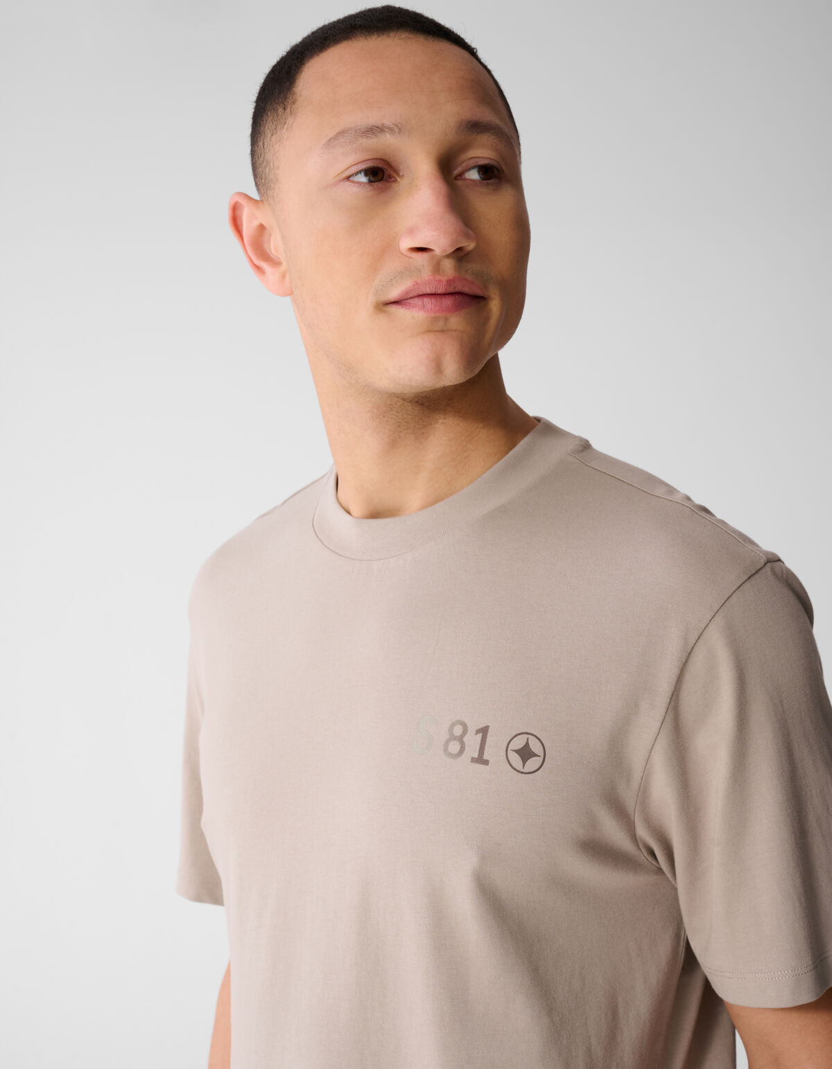 Gradient Logo Artwork T-shirt Lichtbruin SHOEBY MEN