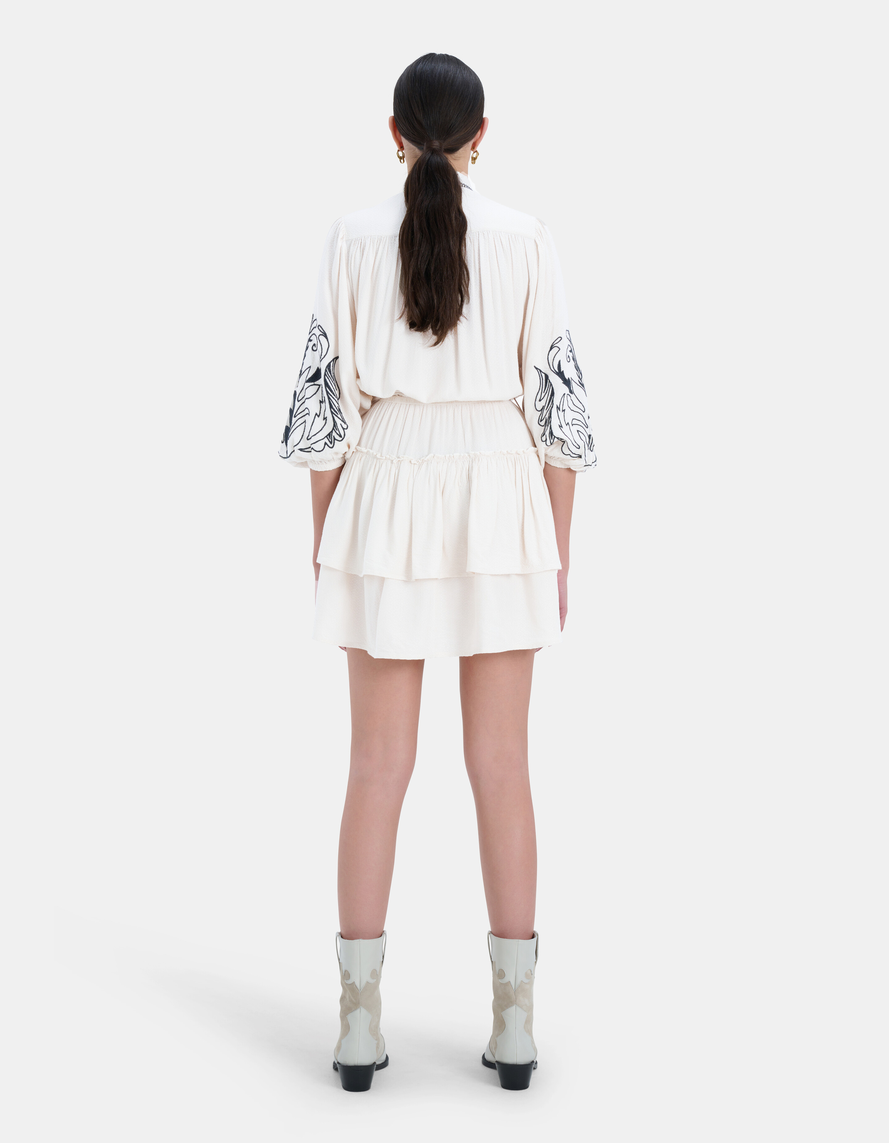 Dobbie Embroidery Jurk EKSEPT