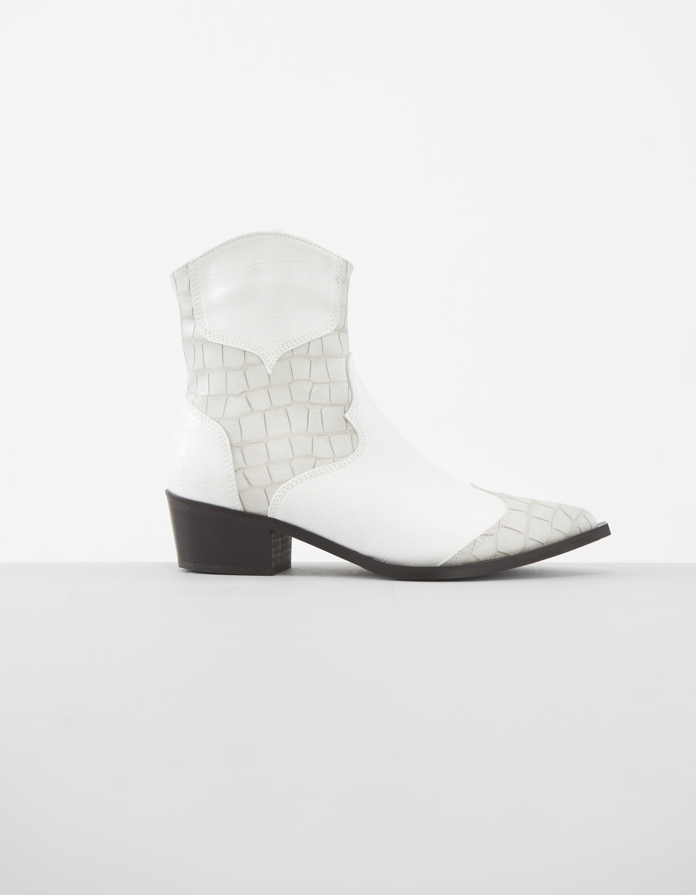 Tammy Laars SCHOENEN SHOEBY
