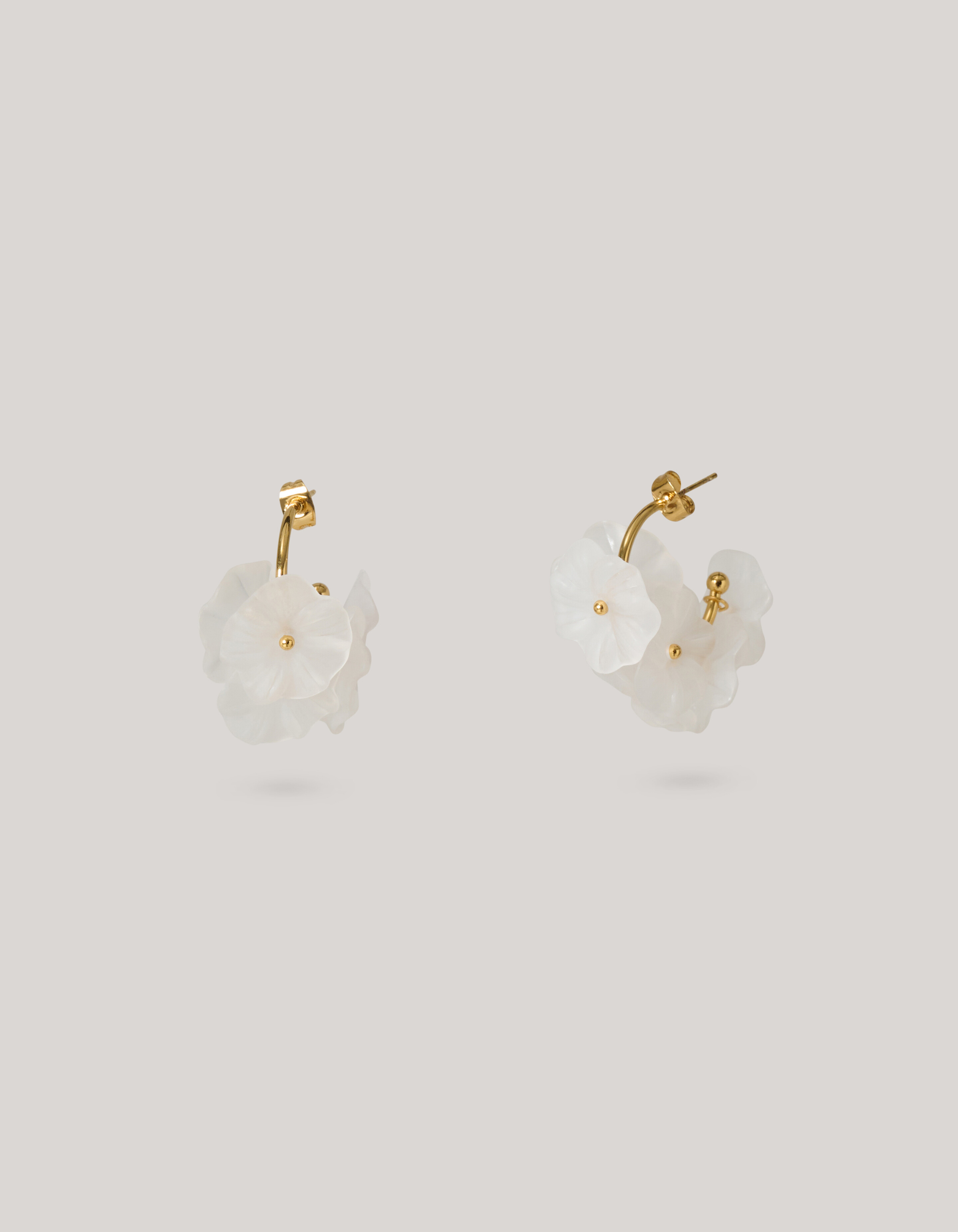 Flower Hoops Wit SHOEBY ACCESSOIRES