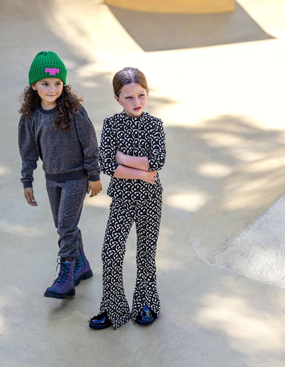 Monogram Top Zwart SHOEBY GIRLS