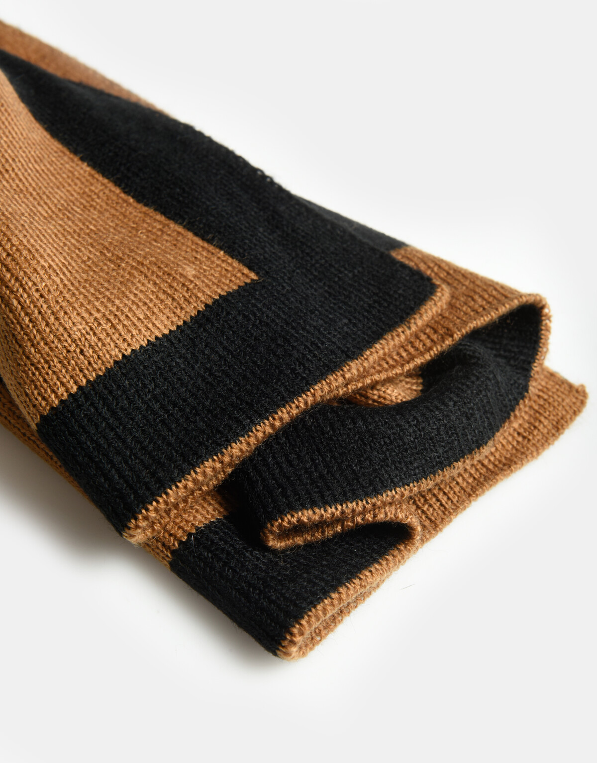 Anoa Tekst Sjaal ACCESSOIRES SHOEBY