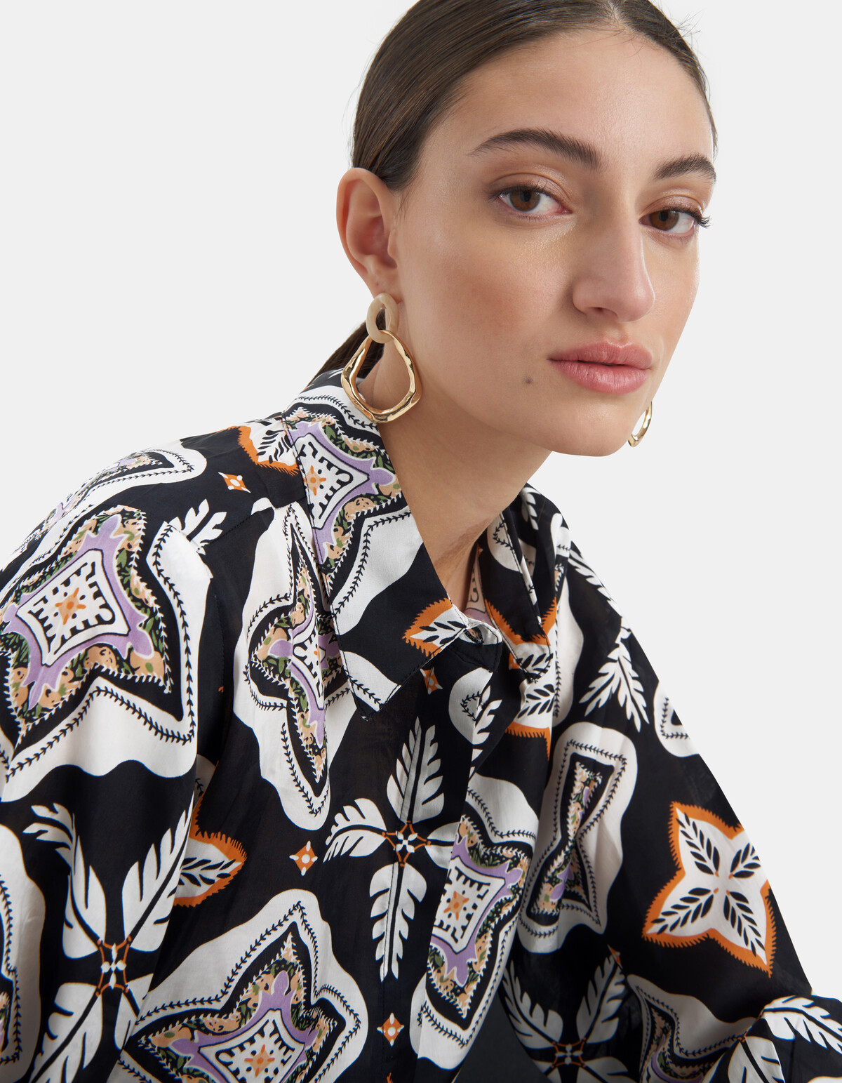 Prism Satin Blouse EKSEPT