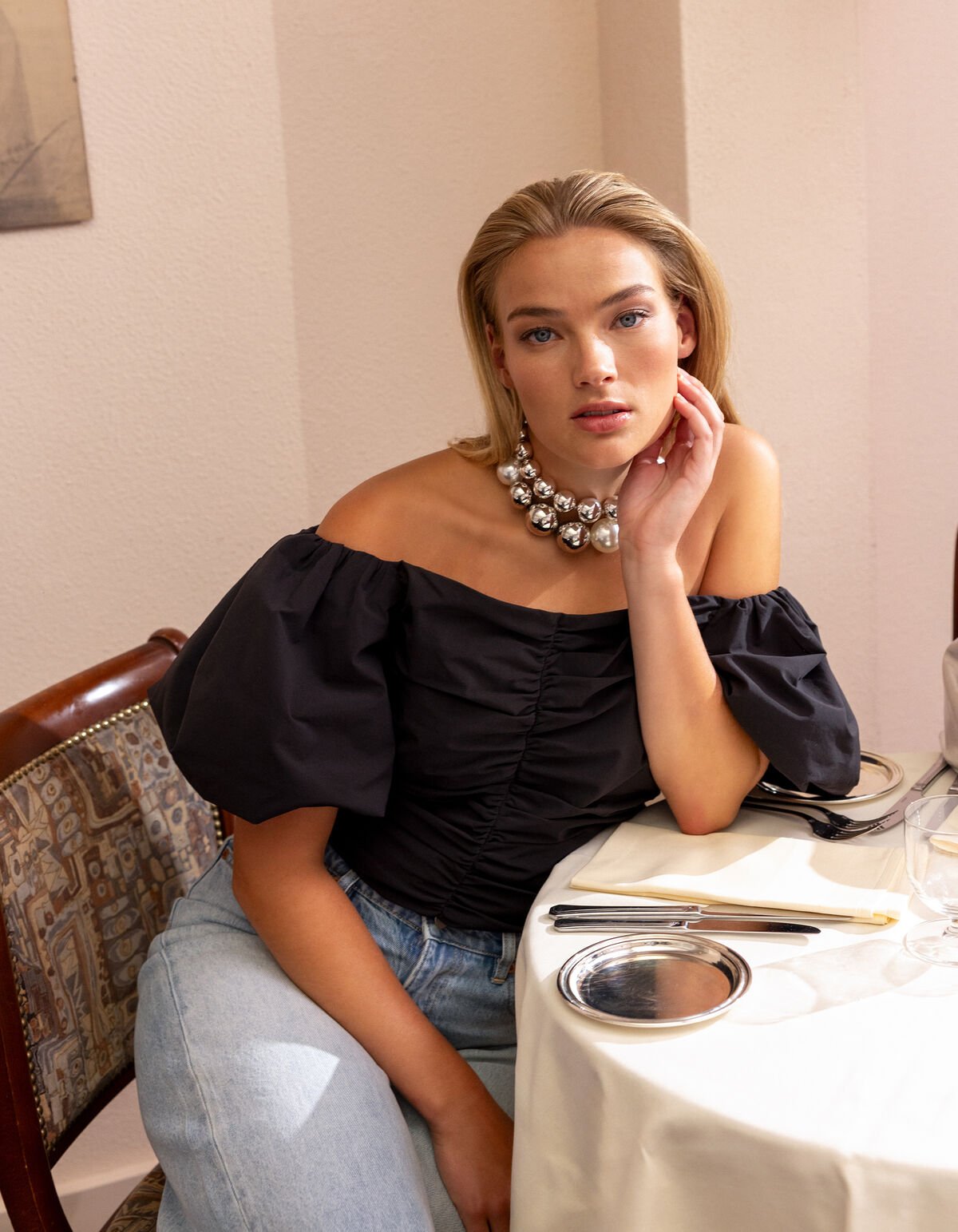 Geplooide Off Shoulder Top Zwart By Fred SHOEBY WOMEN