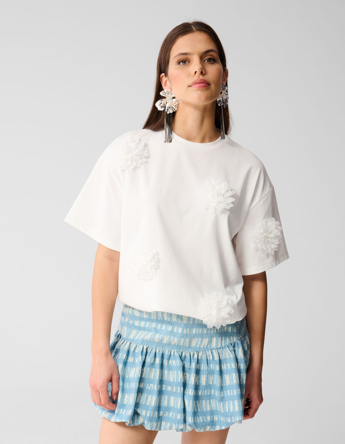 Oversized Flower T-shirt Wit By Lizzy SHOEBY WOMEN