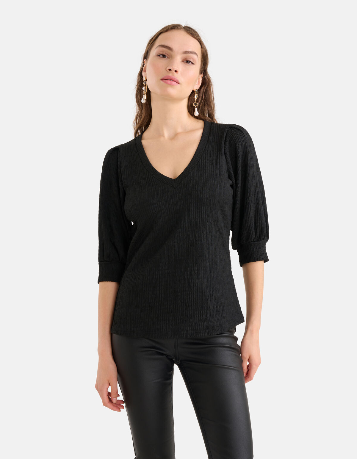 Crinkle V-hals Top Zwart SHOEBY WOMEN