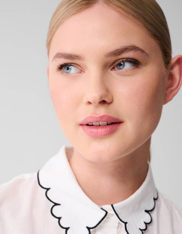 Embroidery Ruffle Top Wit SHOEBY WOMEN