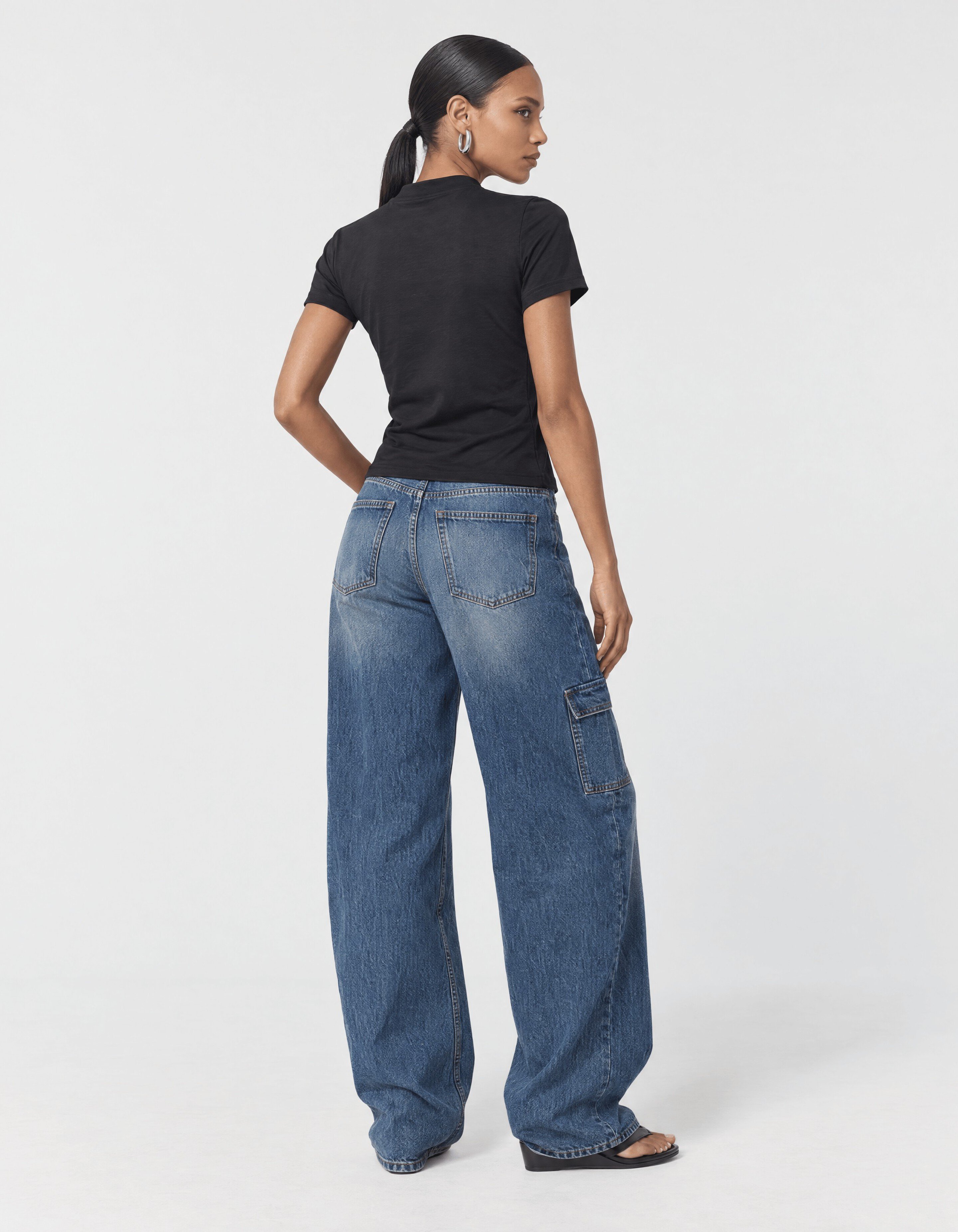 Fitted T-shirt Zwart SHOEBY WOMEN
