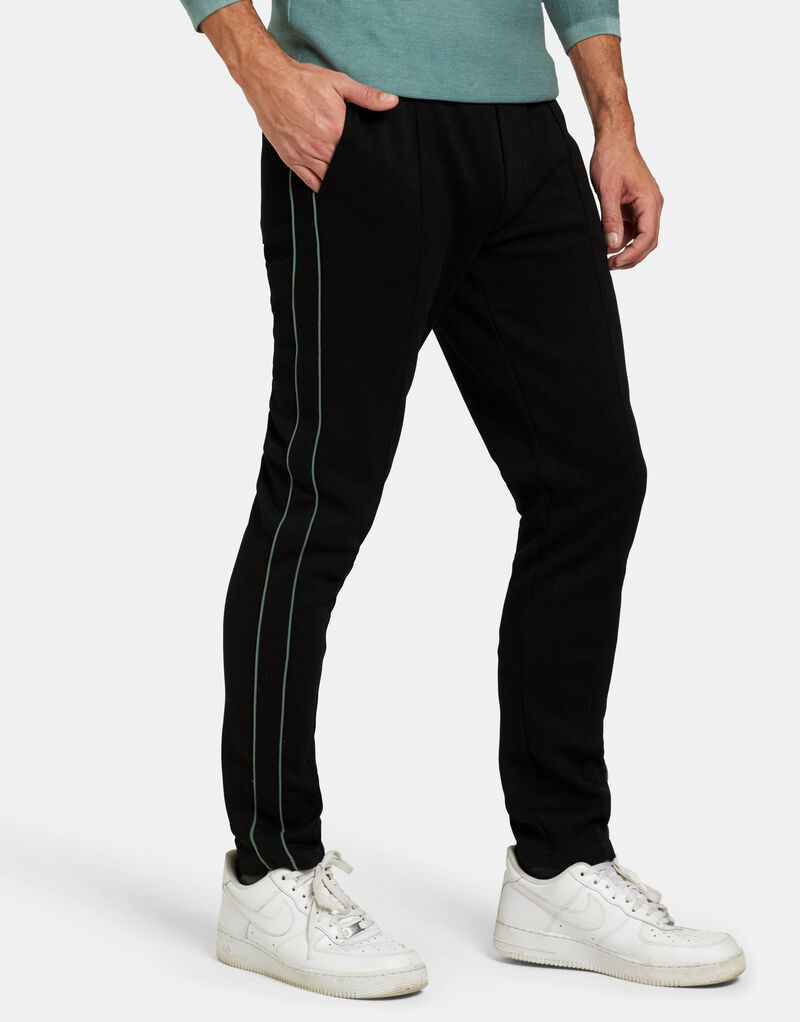 Nathan Jogger