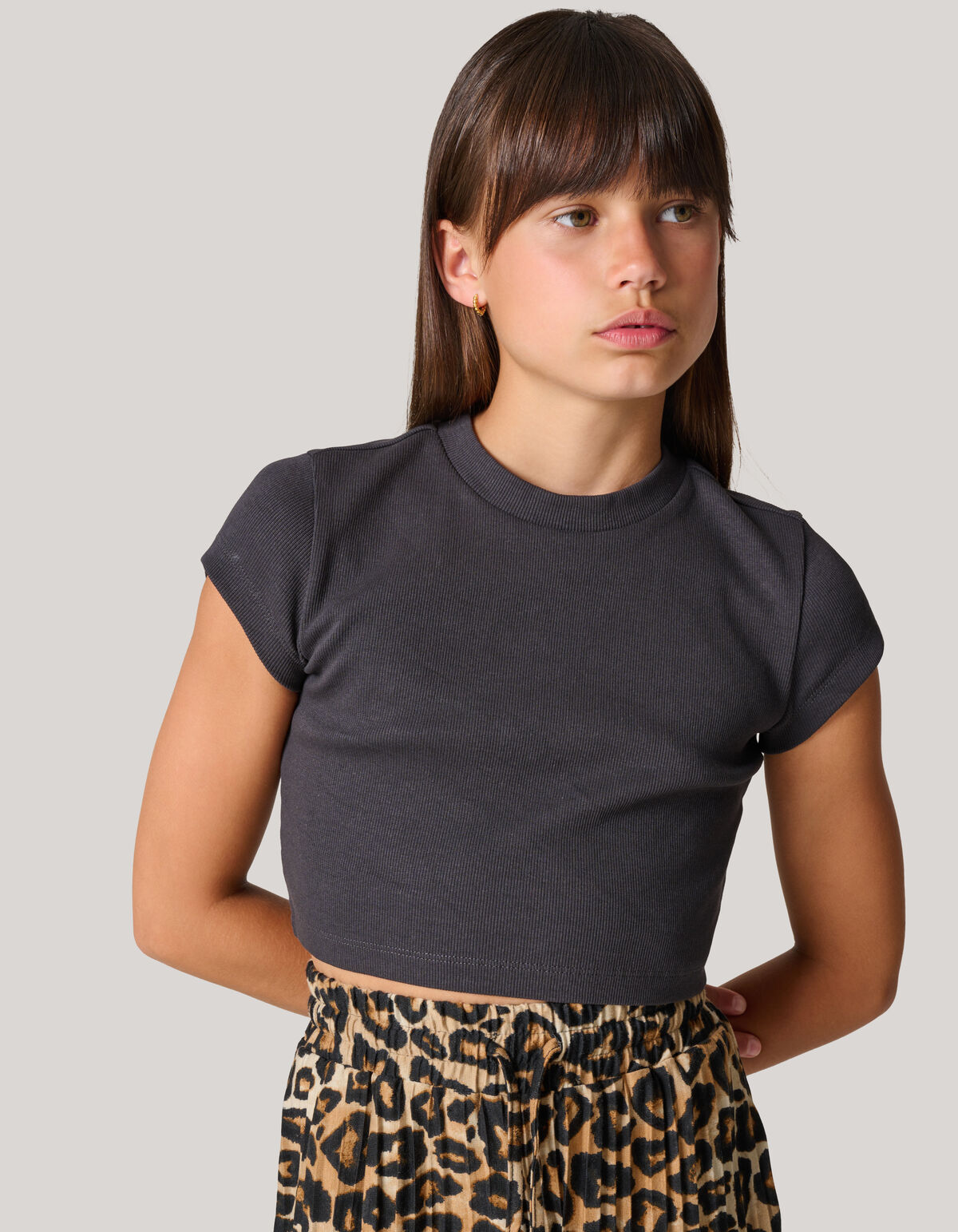 Ribbel Crop Top Donkergrijs SHOEBY GIRLS