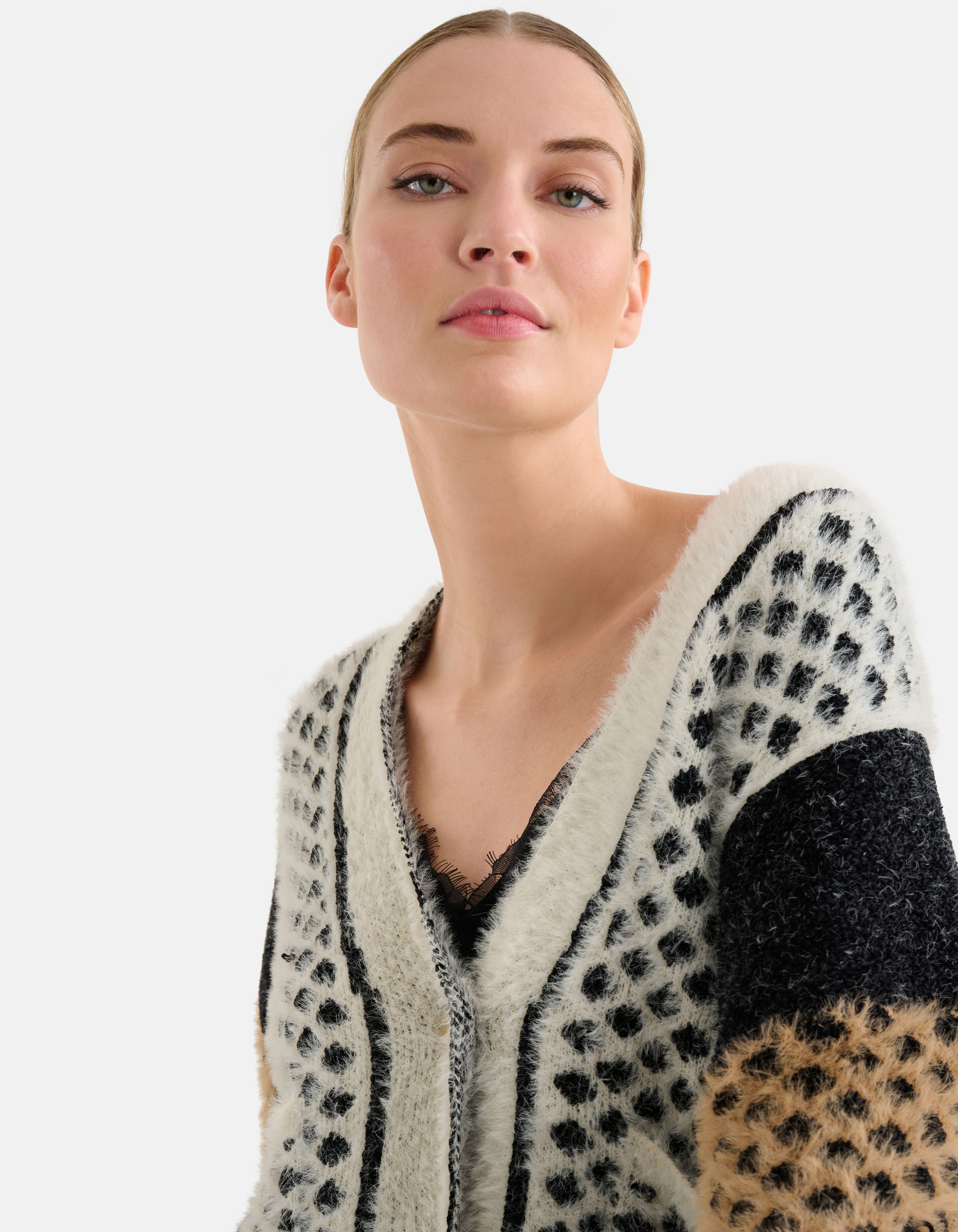 Soft Jacquard Vest Zwart By Mieke SHOEBY WOMEN