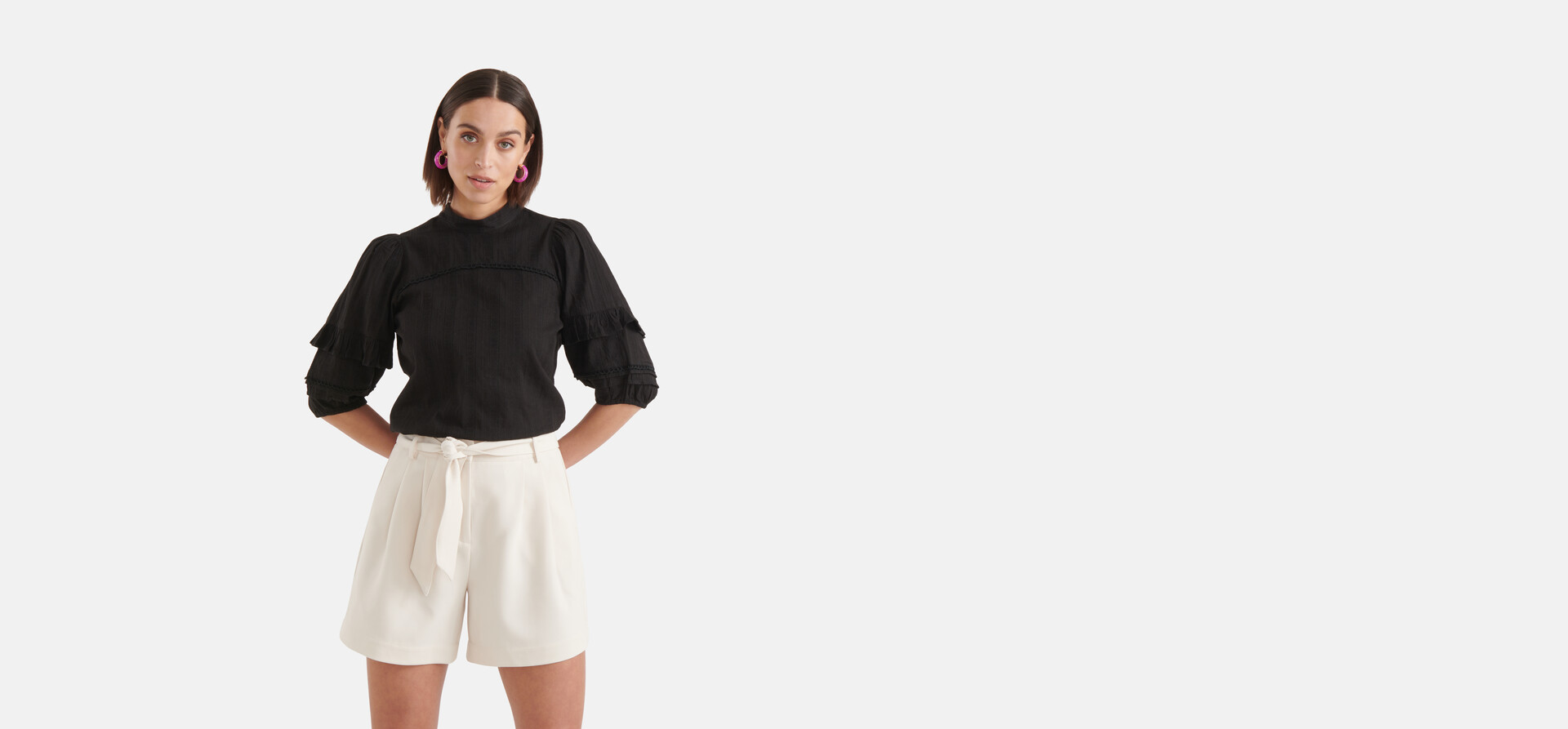 Ruffle Blouse Zwart SHOEBY WOMEN