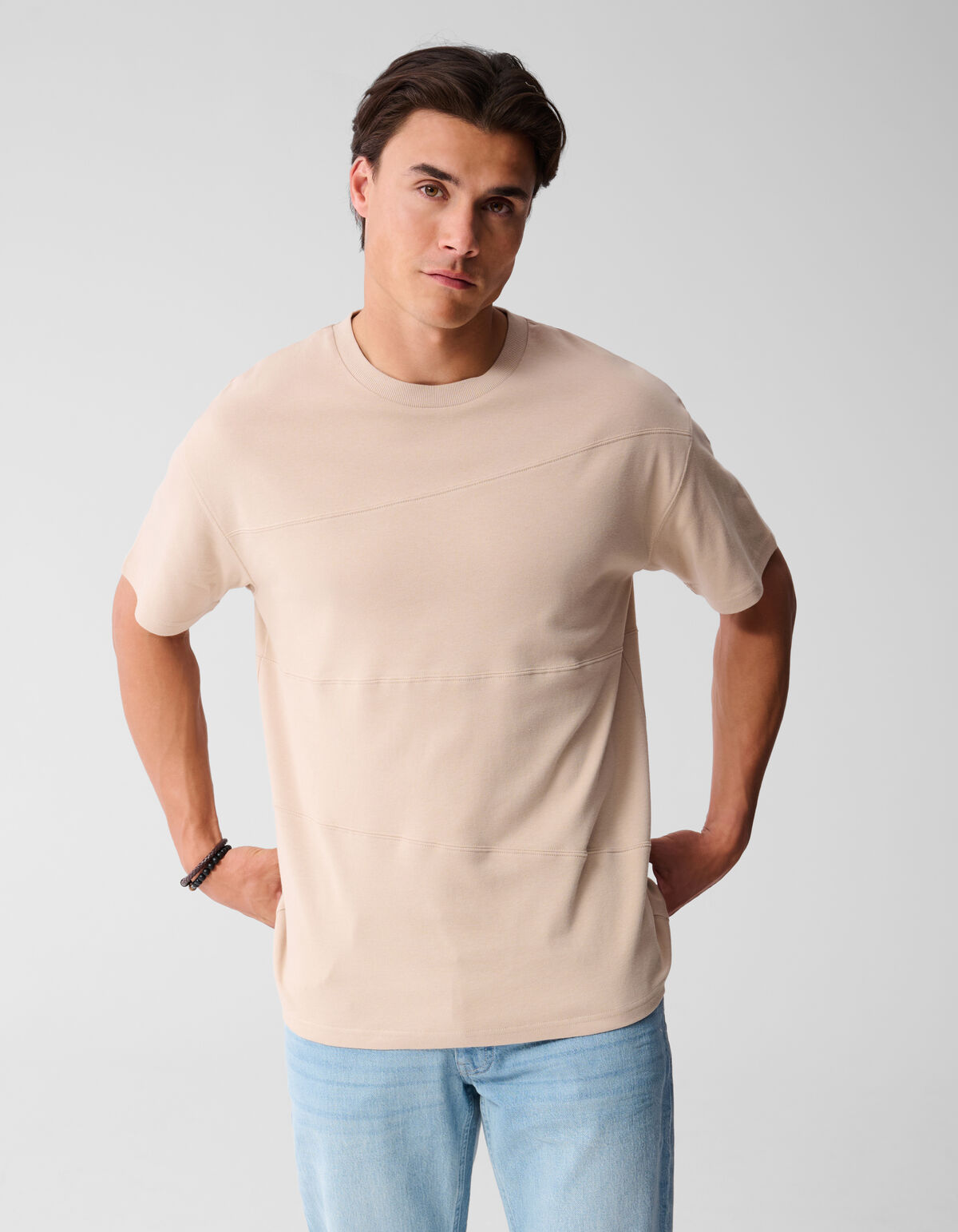 Mixed Lines Artwork T-shirt Zand SHOEBY MEN